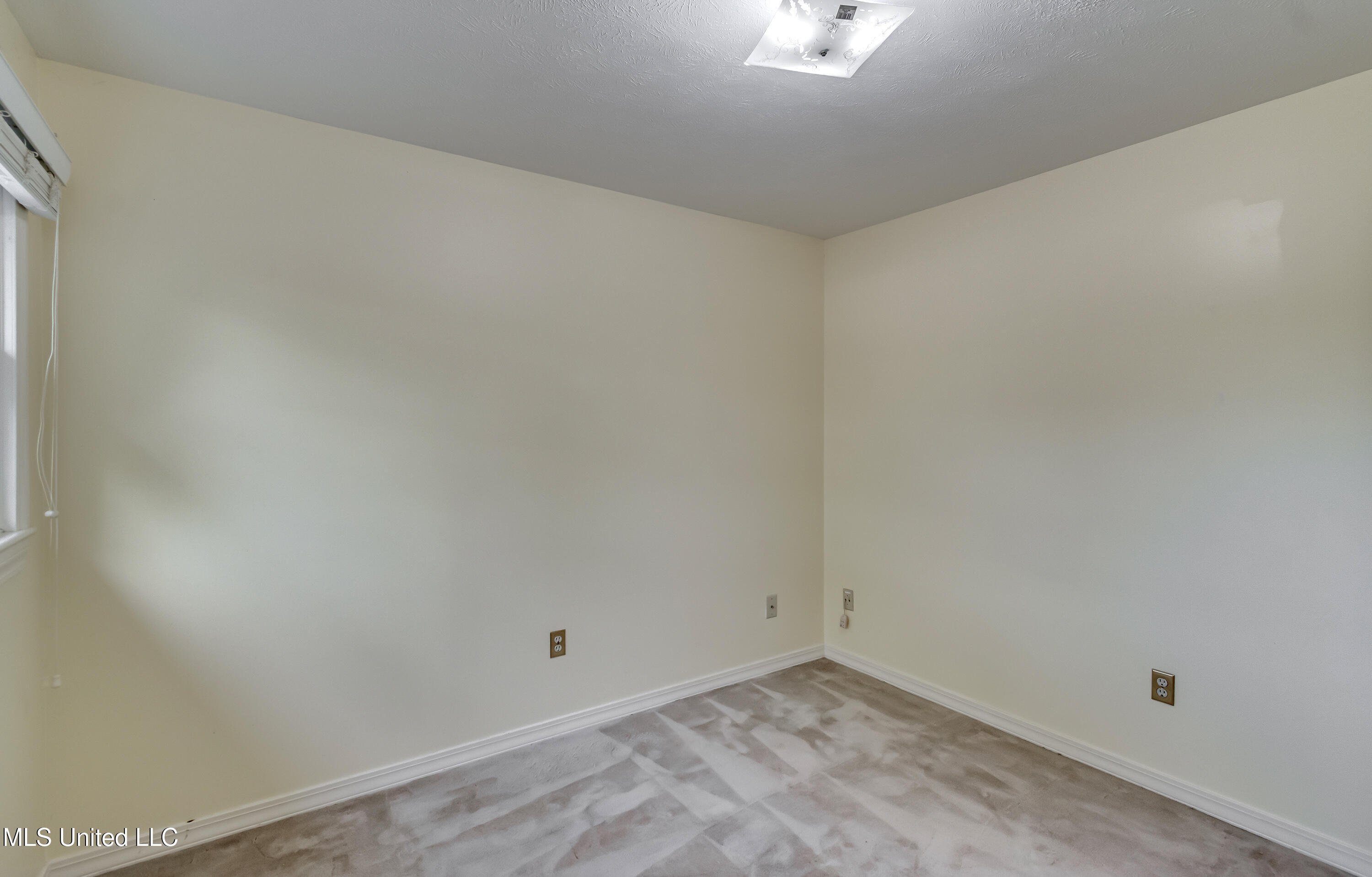 11 S Crownpointe Drive Property Photo 55