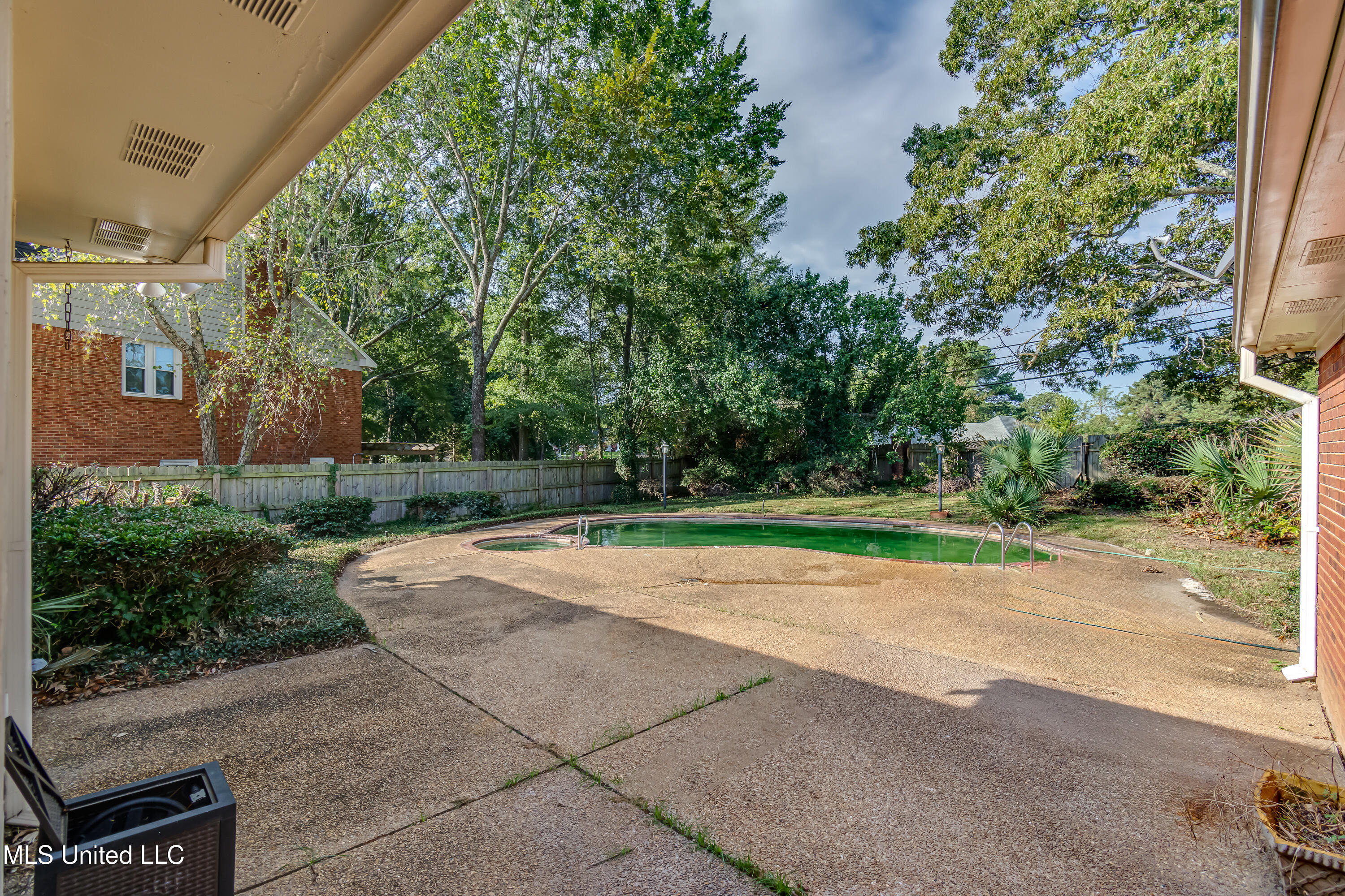 11 S Crownpointe Drive Property Photo 65