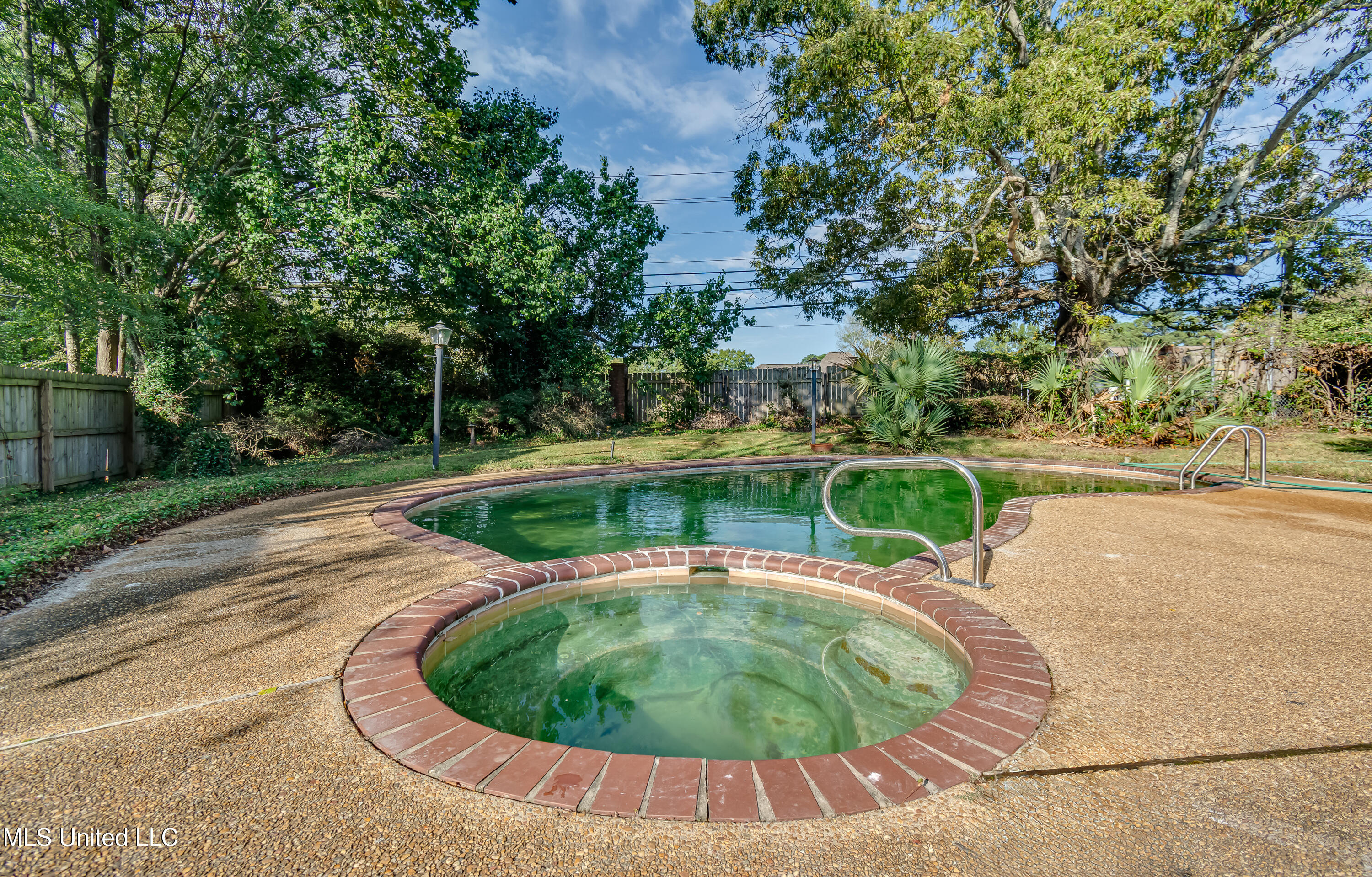 11 S Crownpointe Drive Property Photo 66