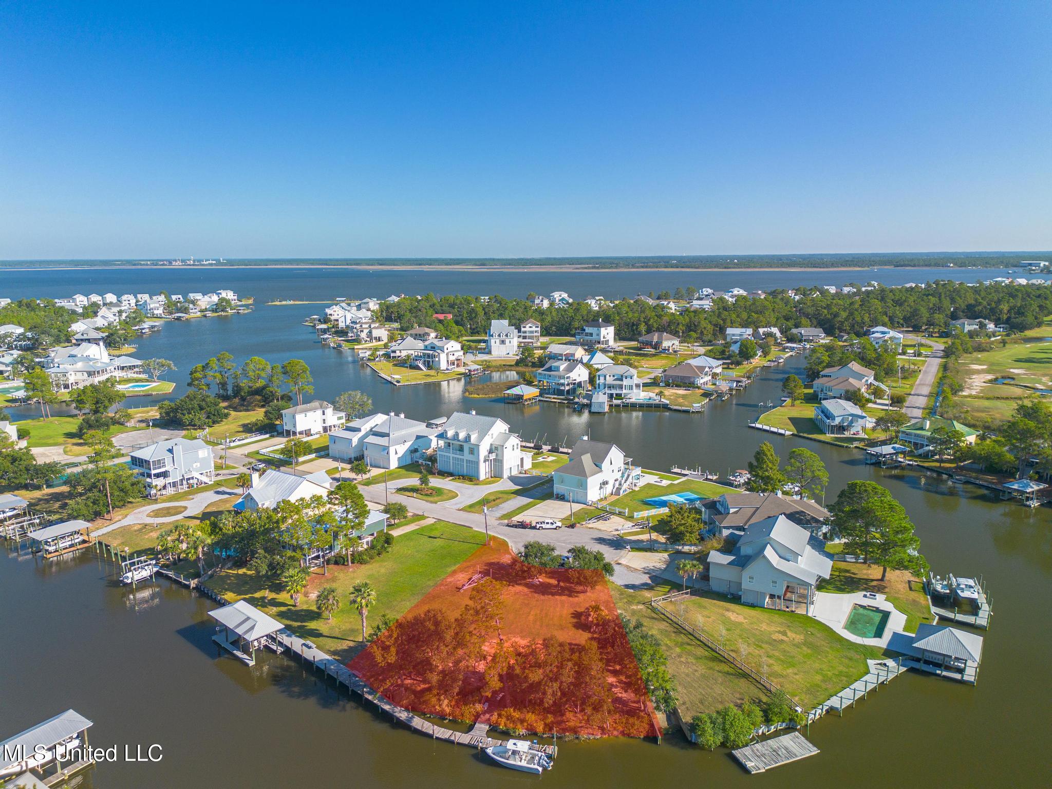 Golf View Drive Property Photo 7