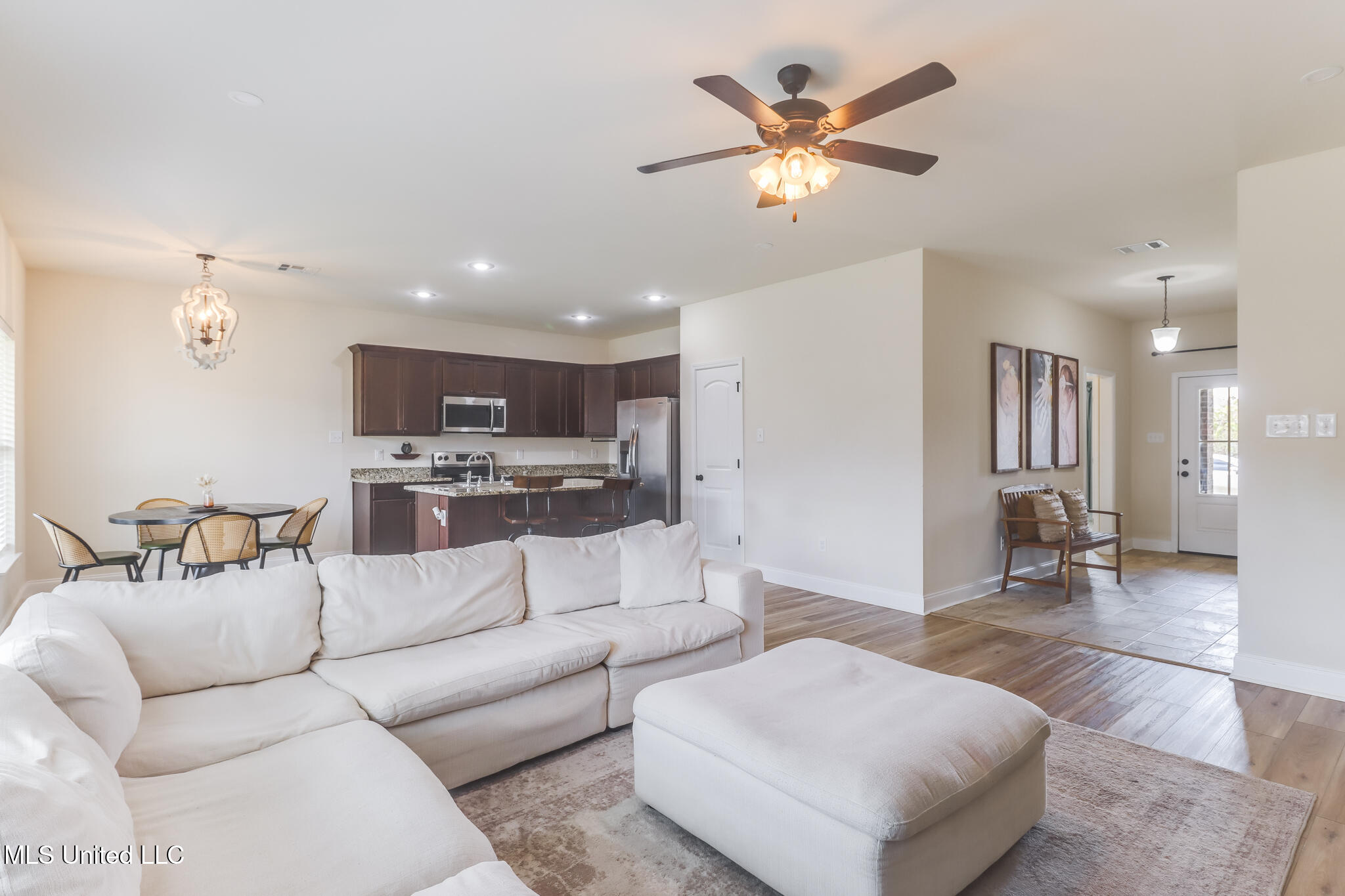 14126 Harley Drive Property Photo 8