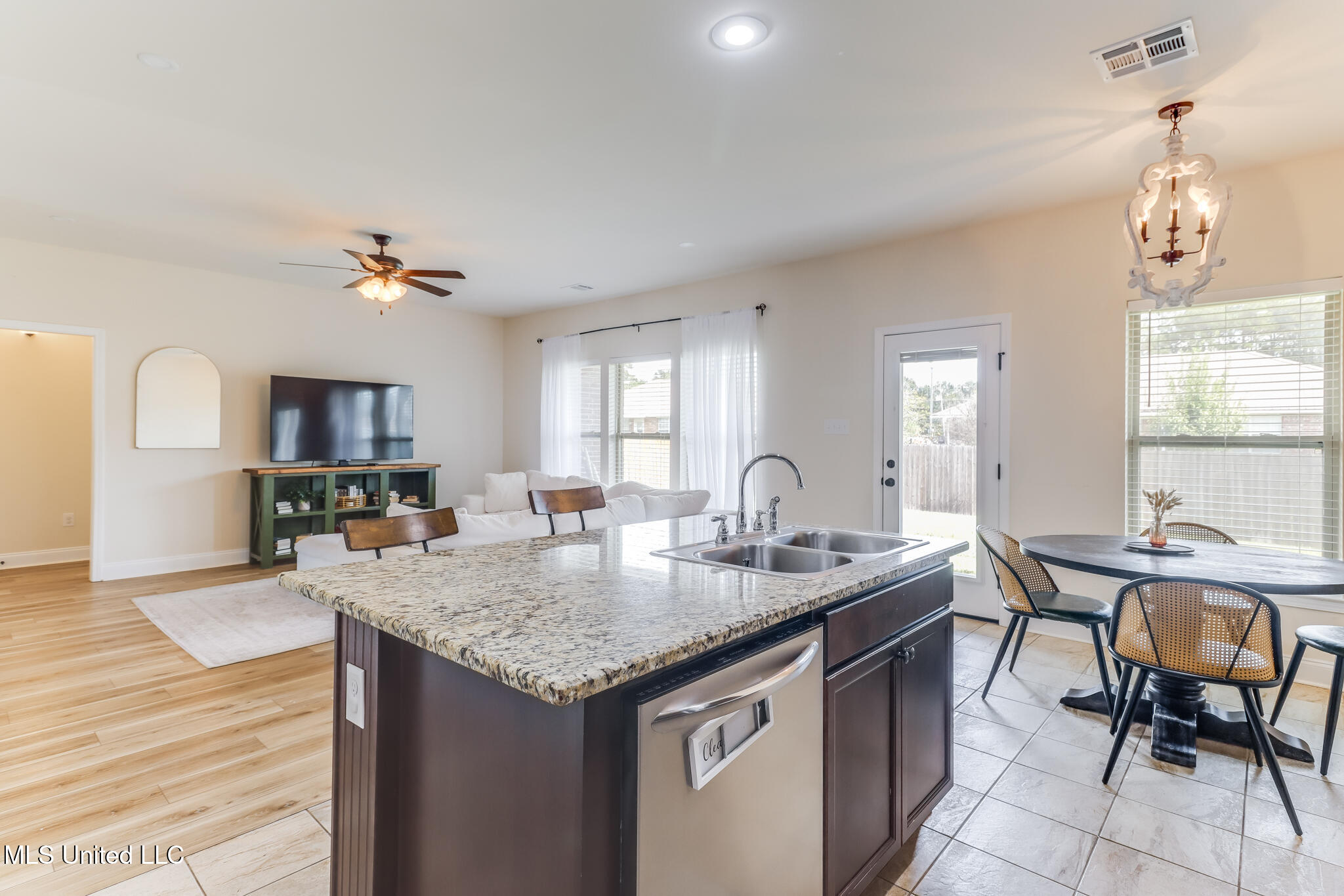 14126 Harley Drive Property Photo 11