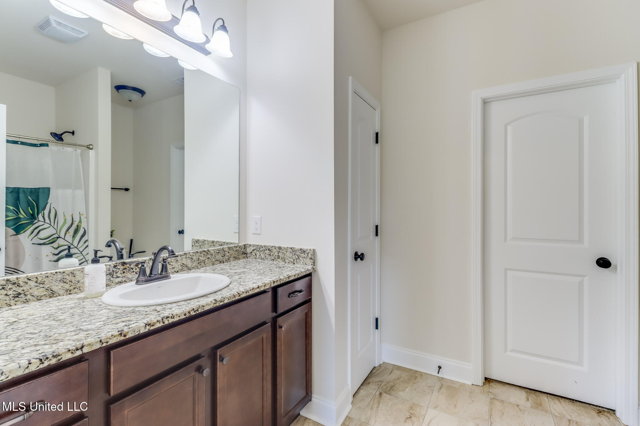 14126 Harley Drive Property Photo 16