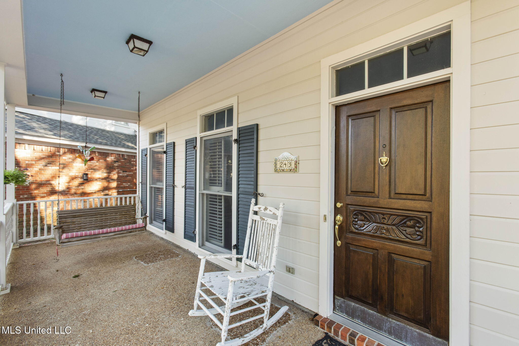 243 Bayview Drive Property Photo 6
