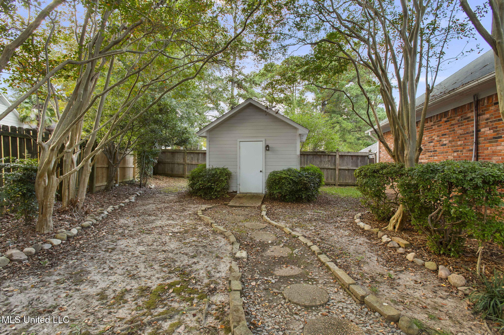 243 Bayview Drive Property Photo 12