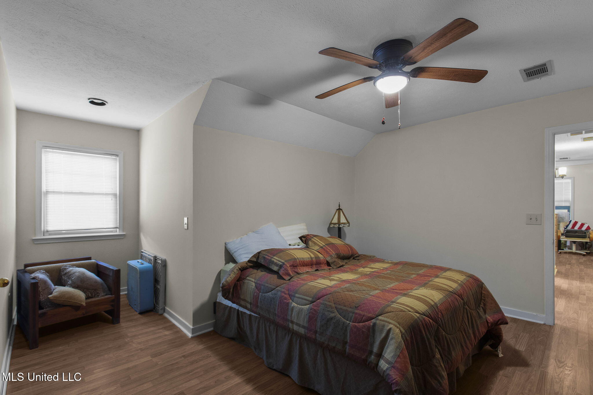 243 Bayview Drive Property Photo 28