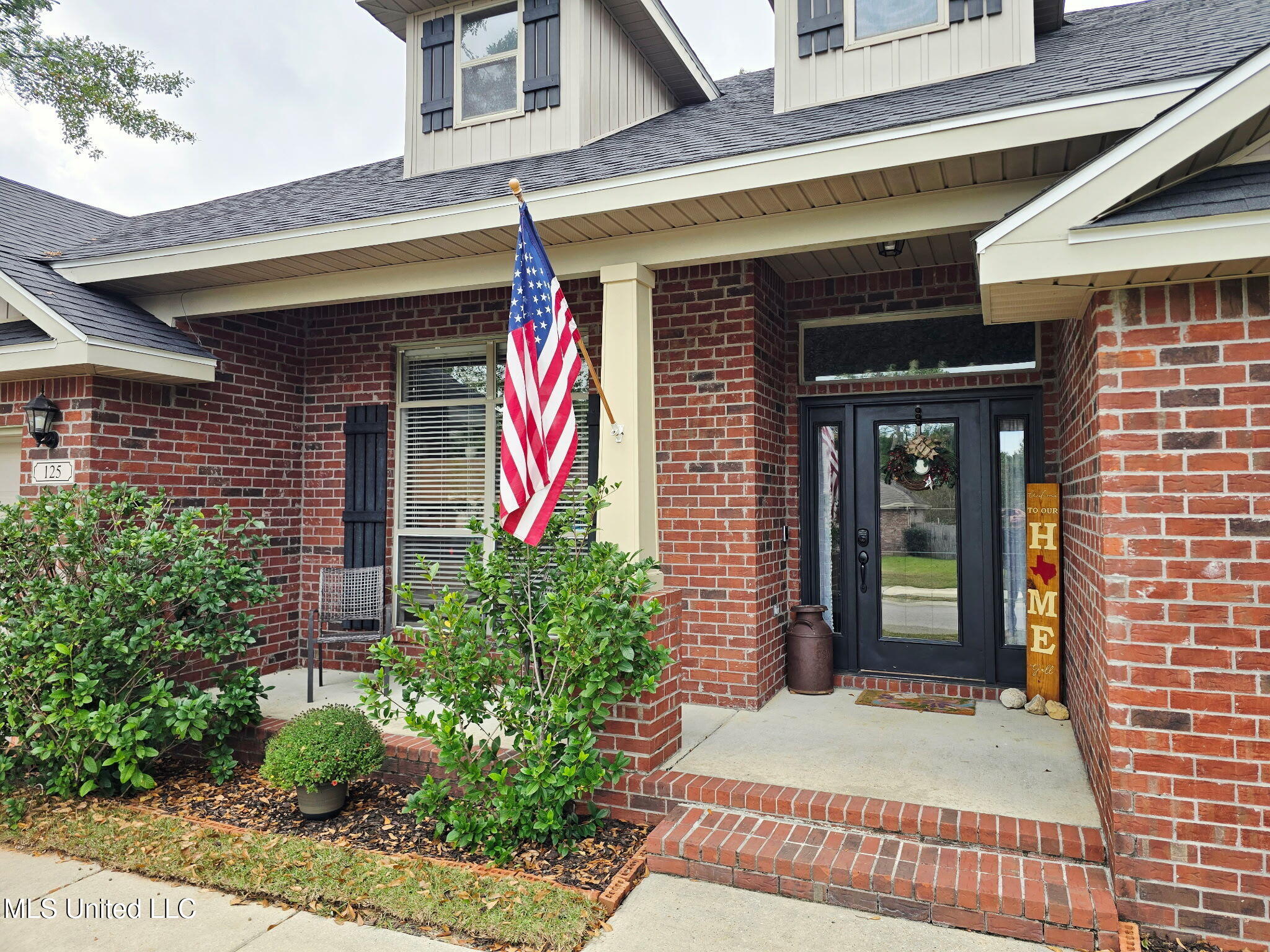 125 Brackish Place Property Photo 2