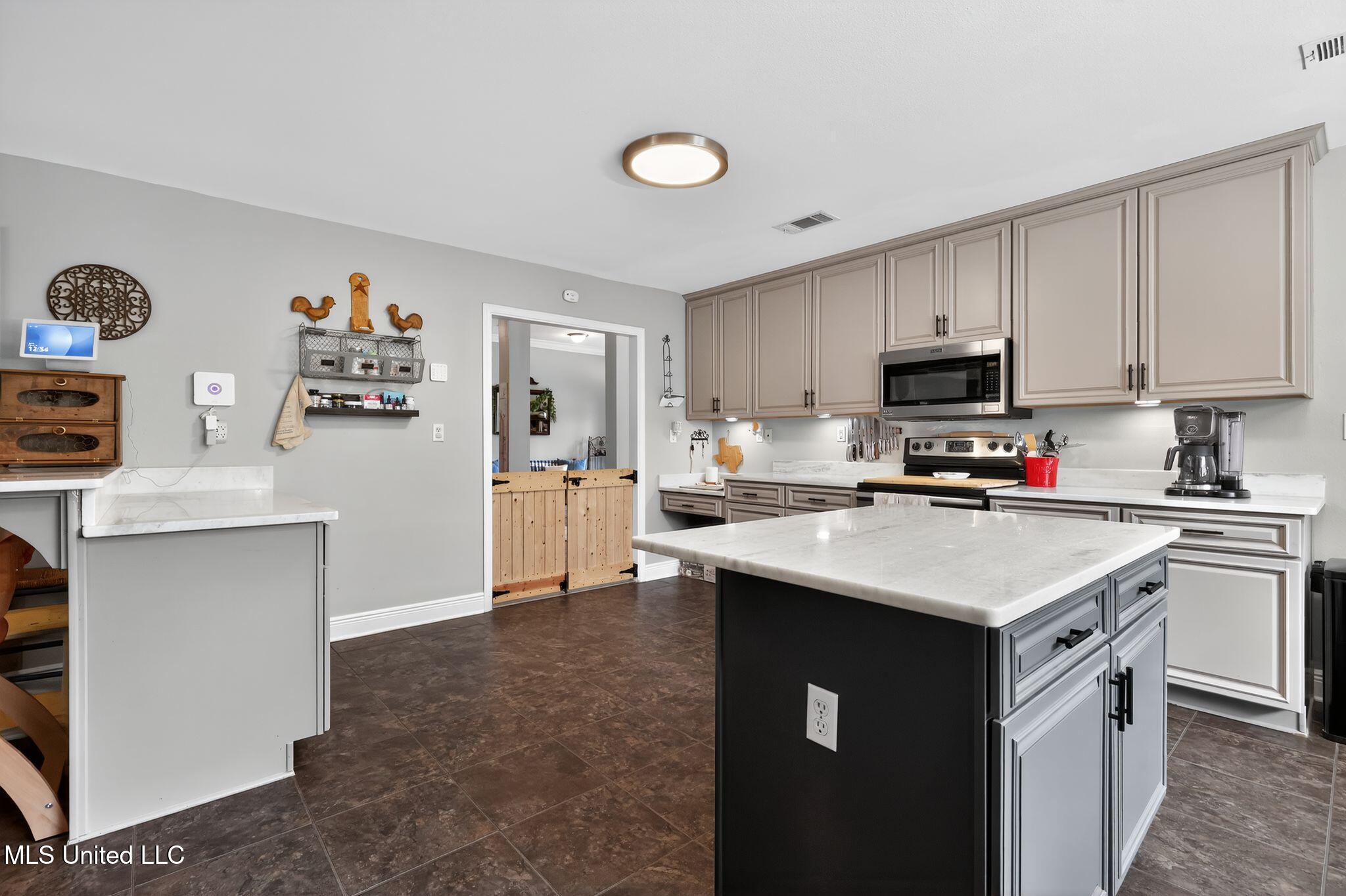 125 Brackish Place Property Photo 14