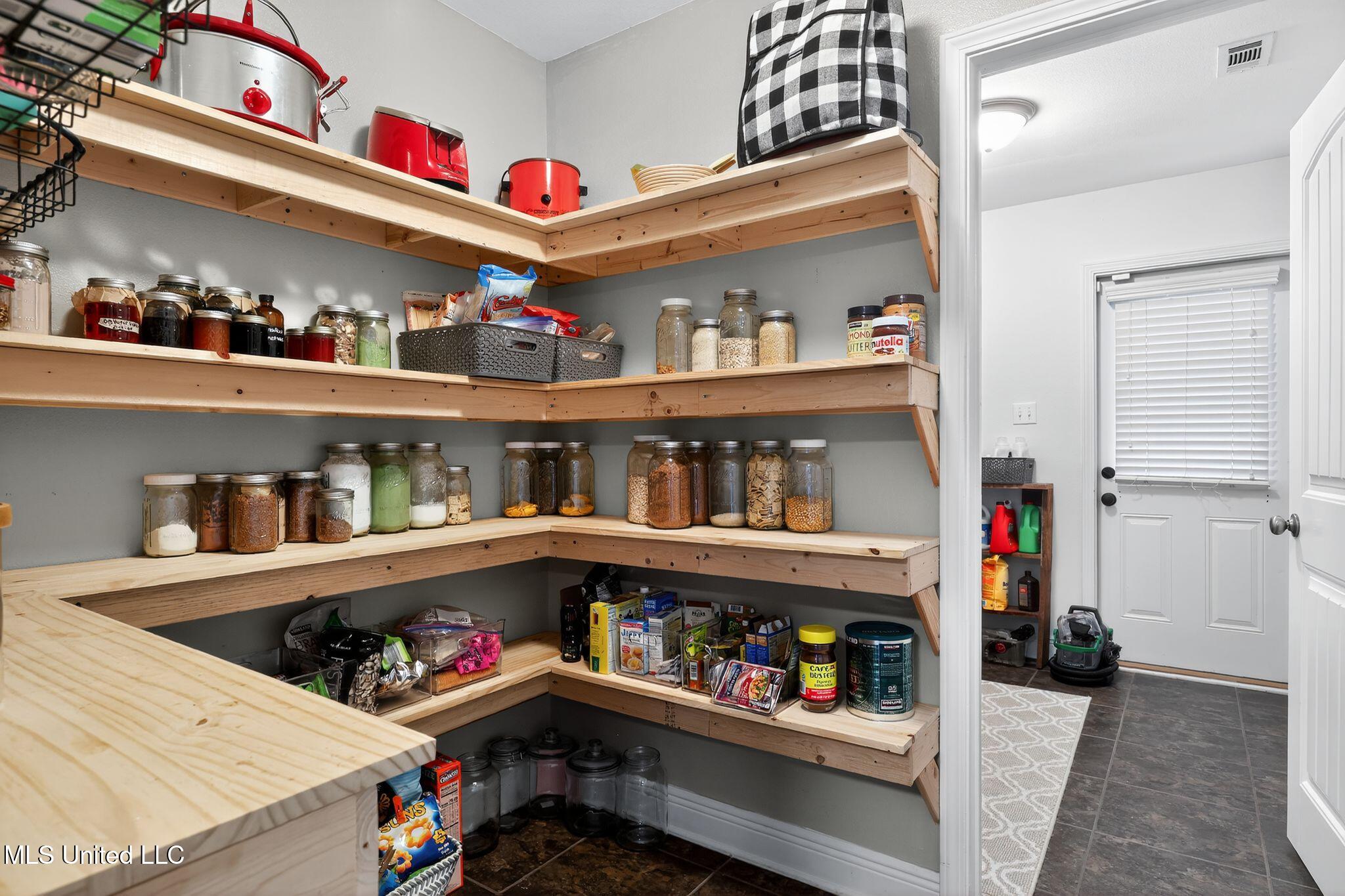 125 Brackish Place Property Photo 15