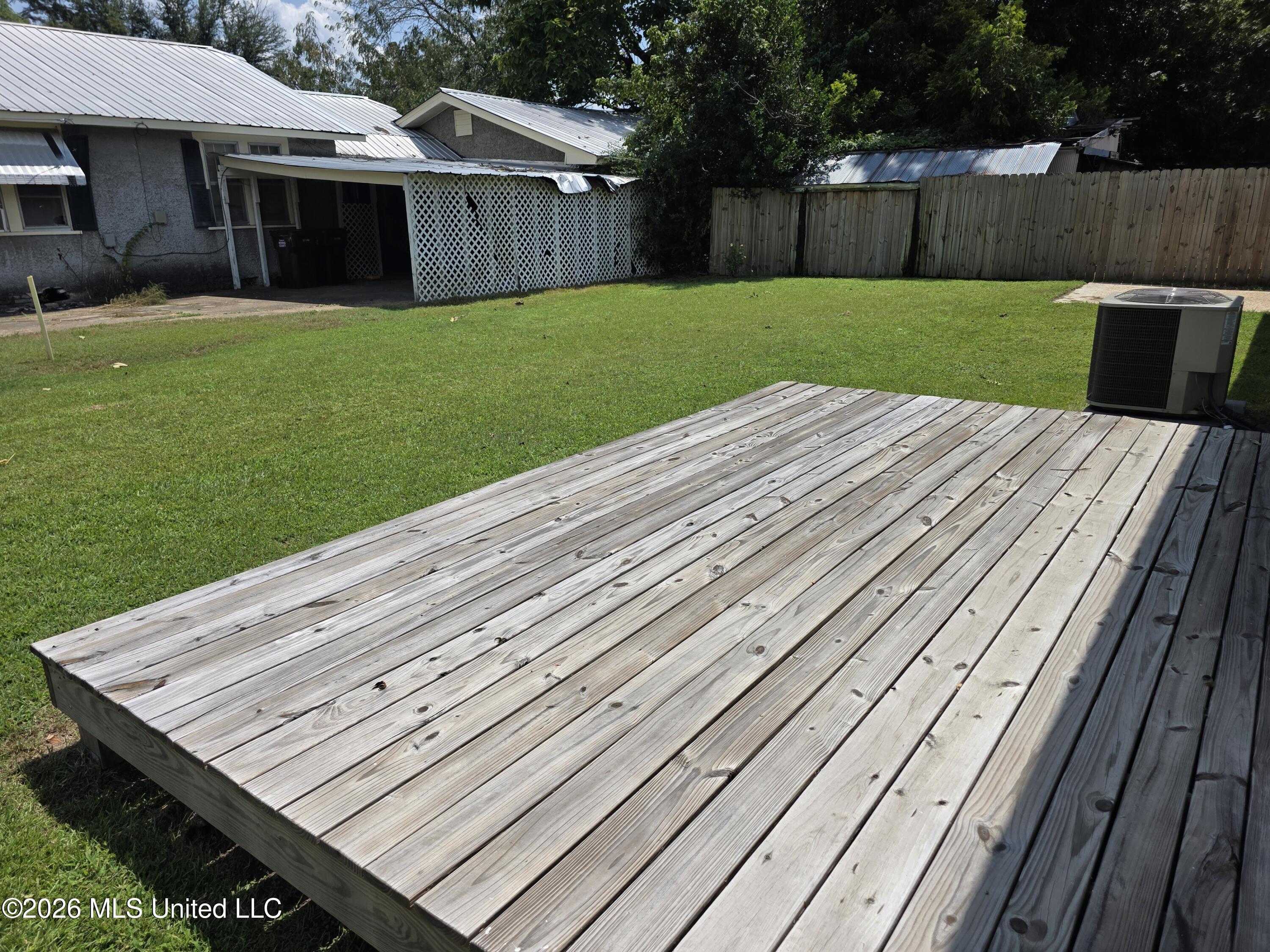 512 N 5th Street Property Photo 12