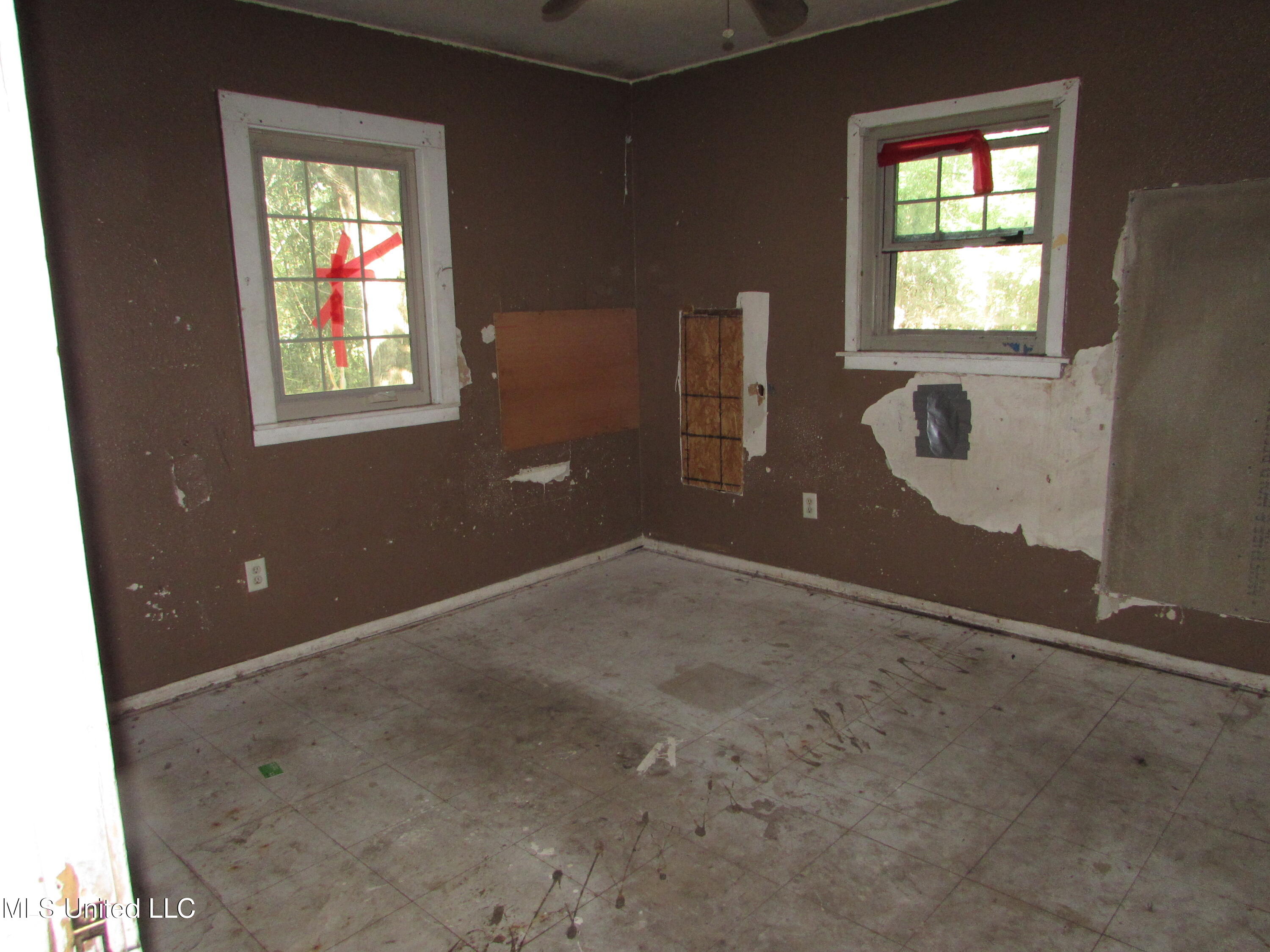 112 31st Street Property Photo 8