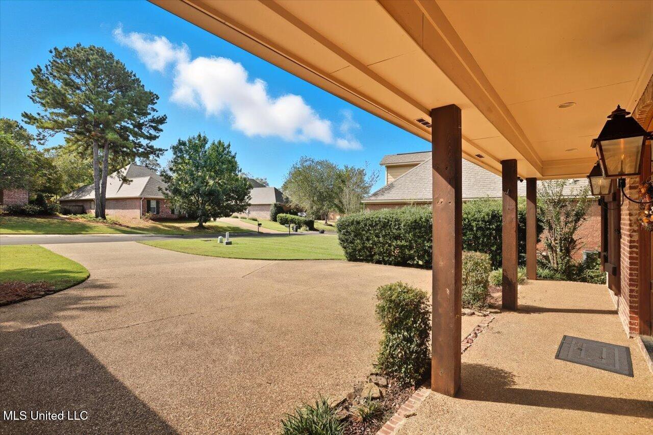 139 Bear Creek Circle Property Photo 5