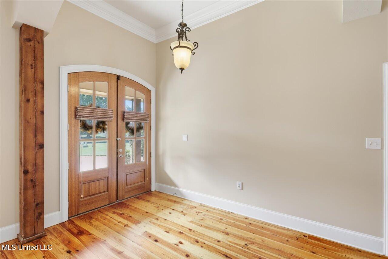 139 Bear Creek Circle Property Photo 6