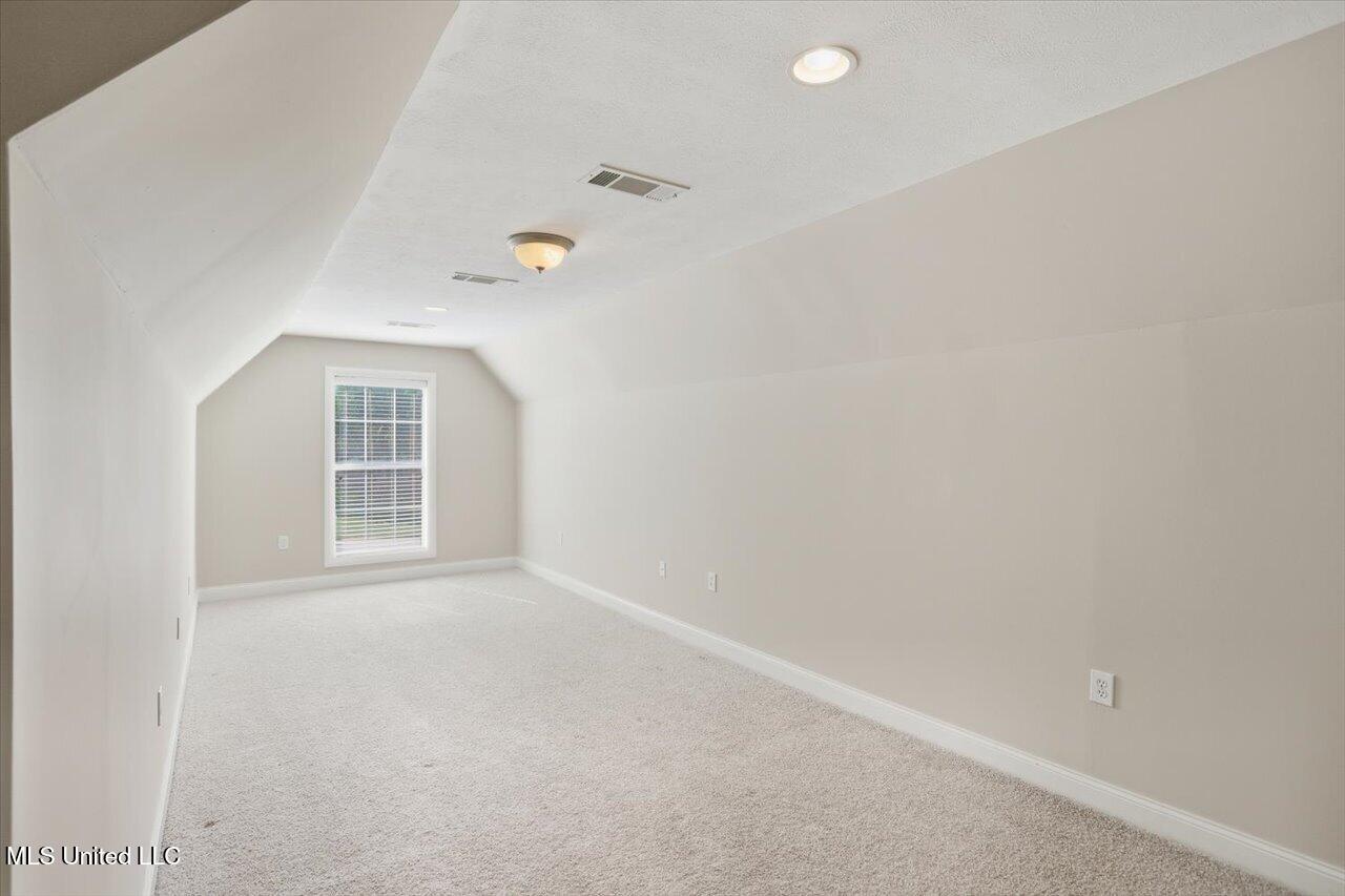 139 Bear Creek Circle Property Photo 32