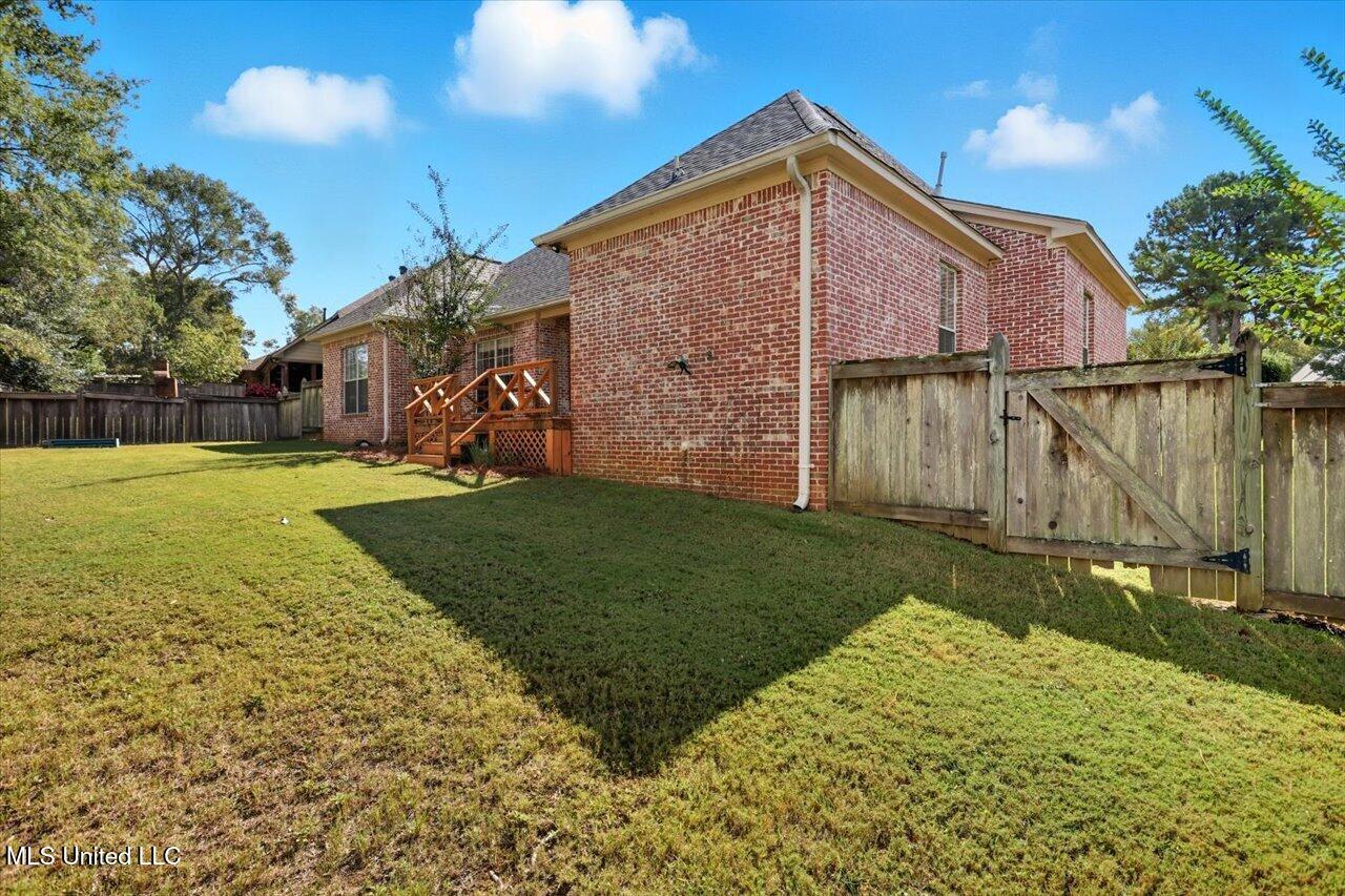 139 Bear Creek Circle Property Photo 37