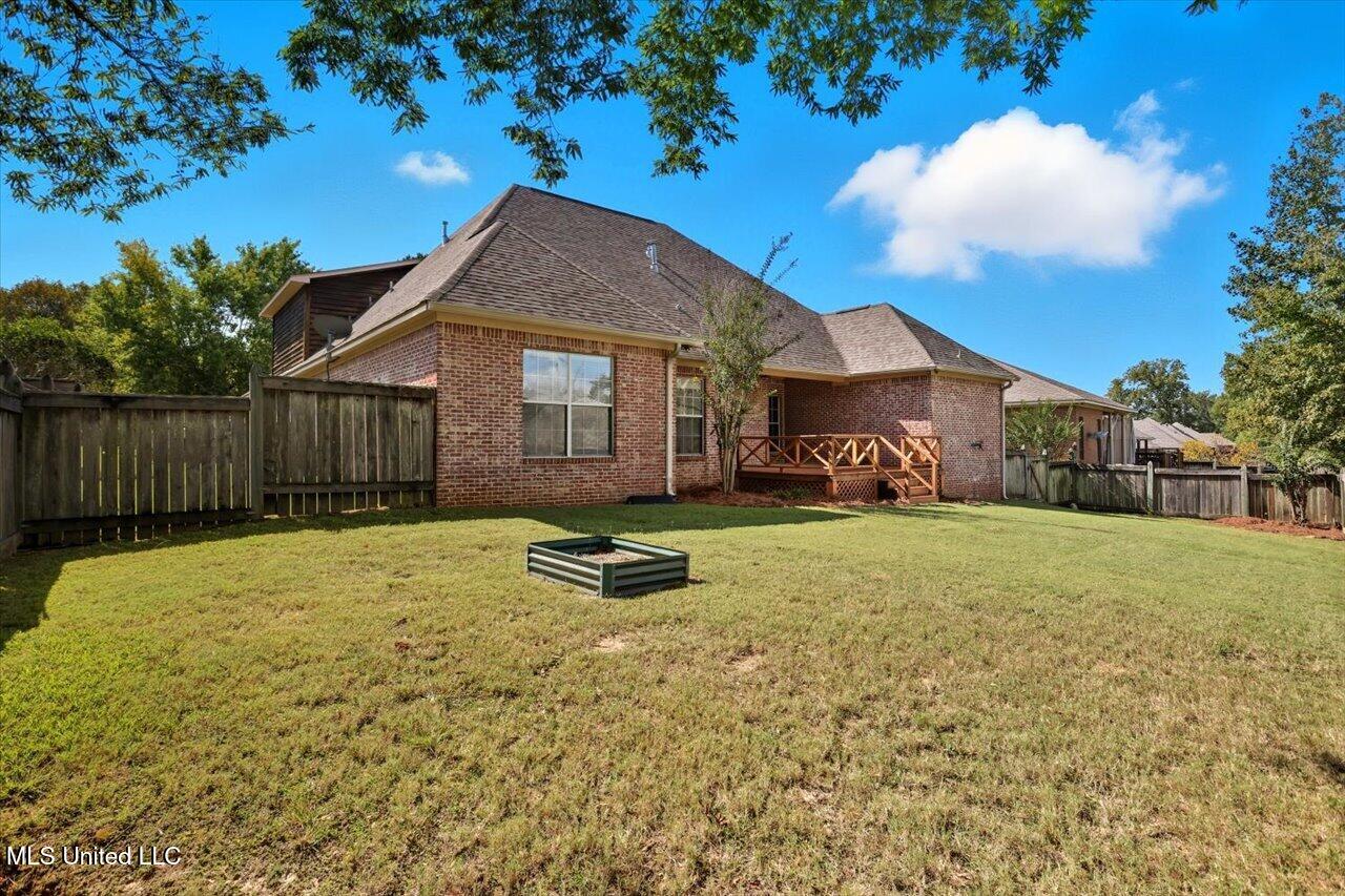 139 Bear Creek Circle Property Photo 39