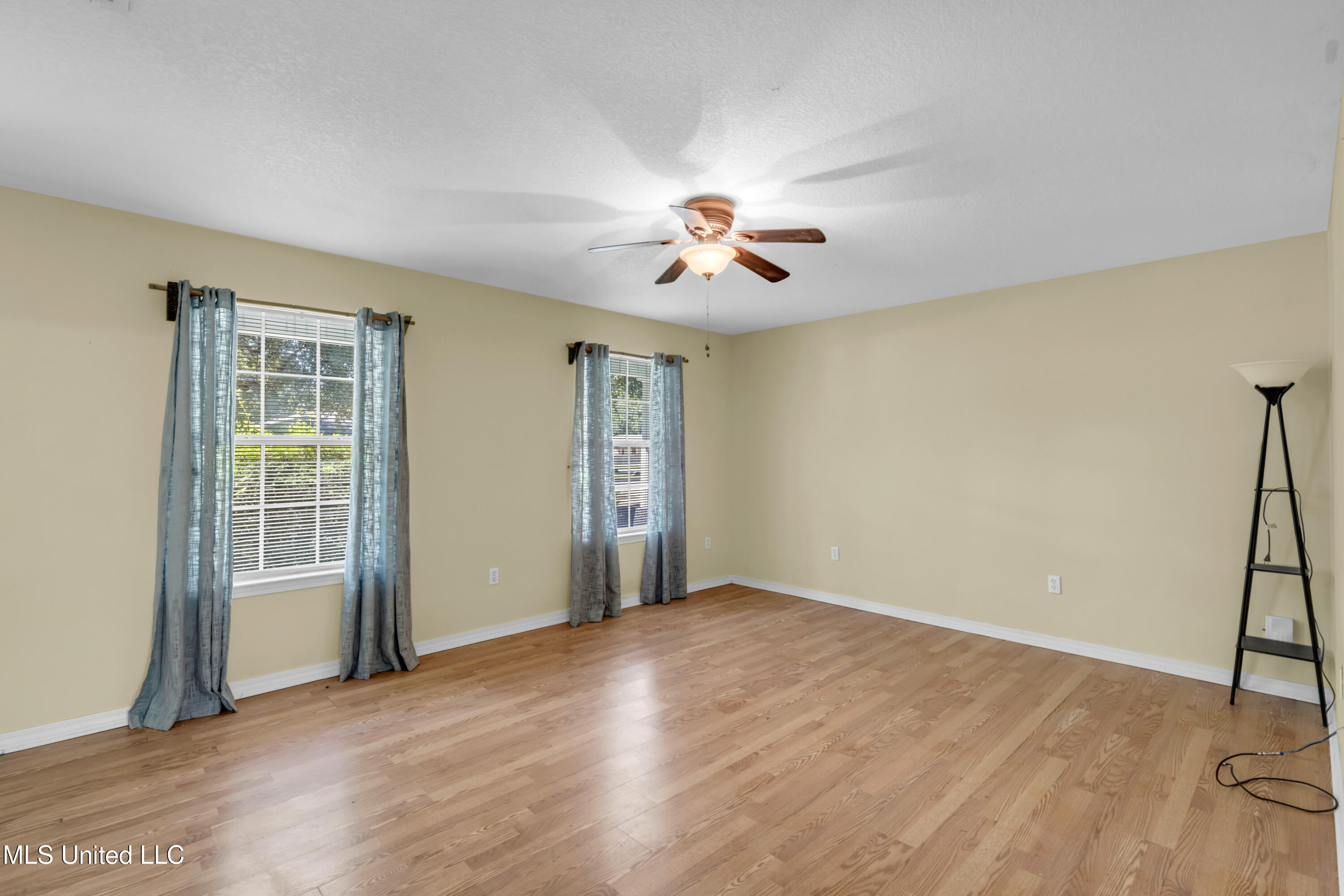 701 Washington Street Property Photo 10