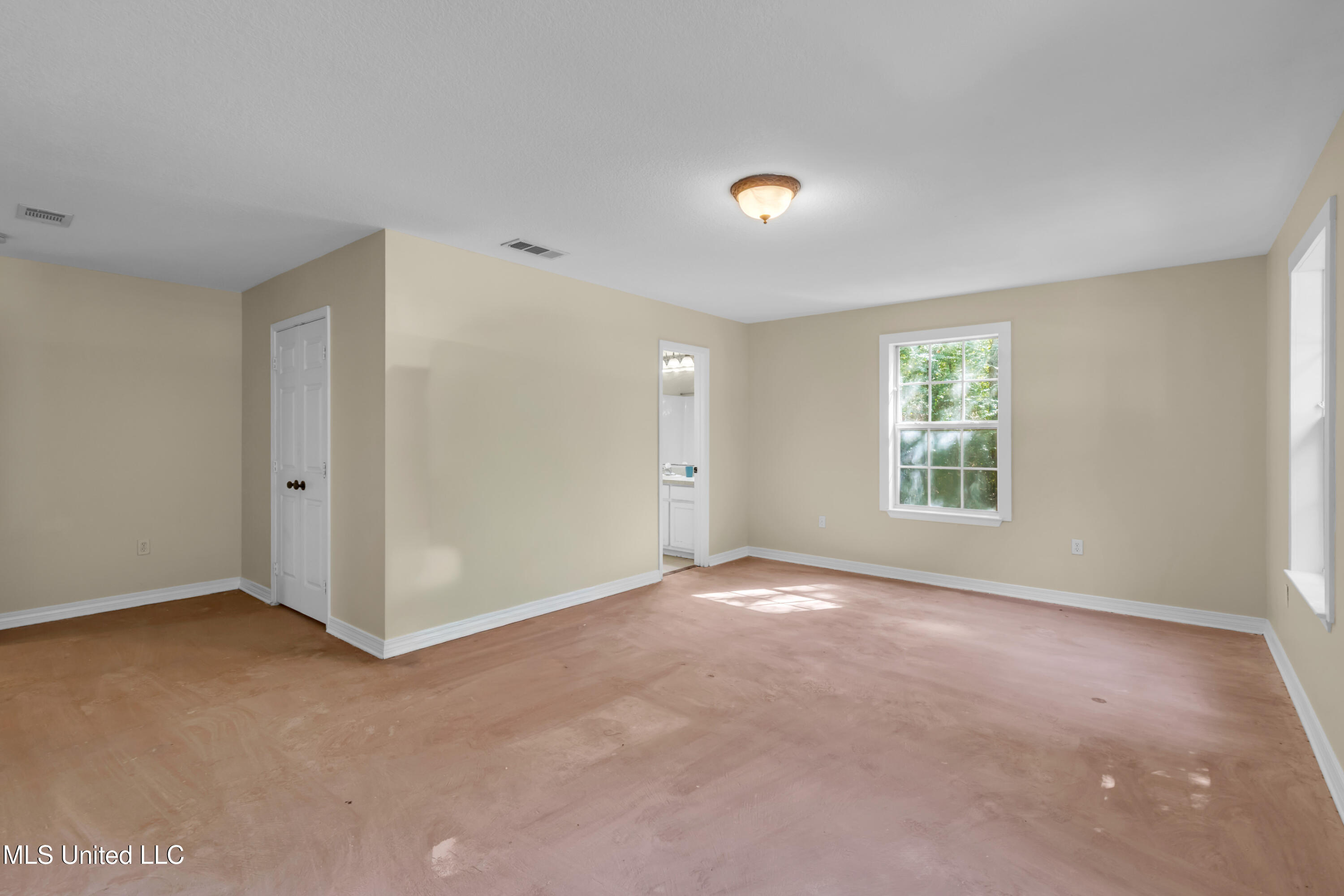 701 Washington Street Property Photo 16