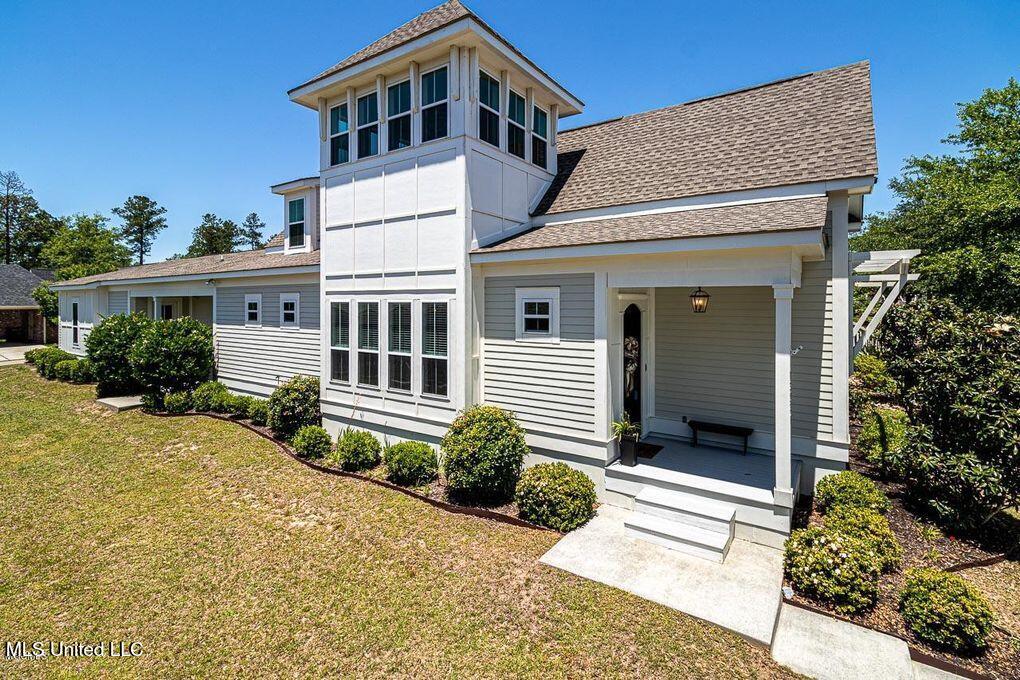 12682 Amory Avenue Property Photo 7