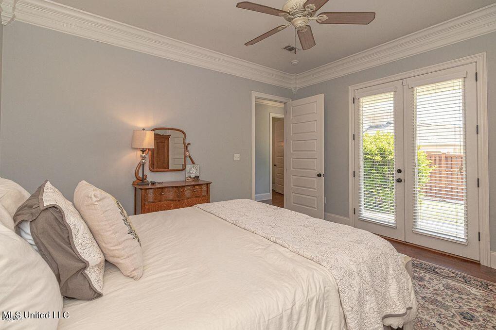 12682 Amory Avenue Property Photo 21