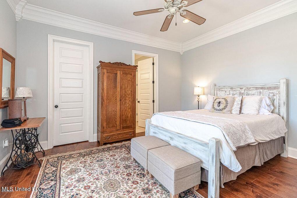 12682 Amory Avenue Property Photo 25