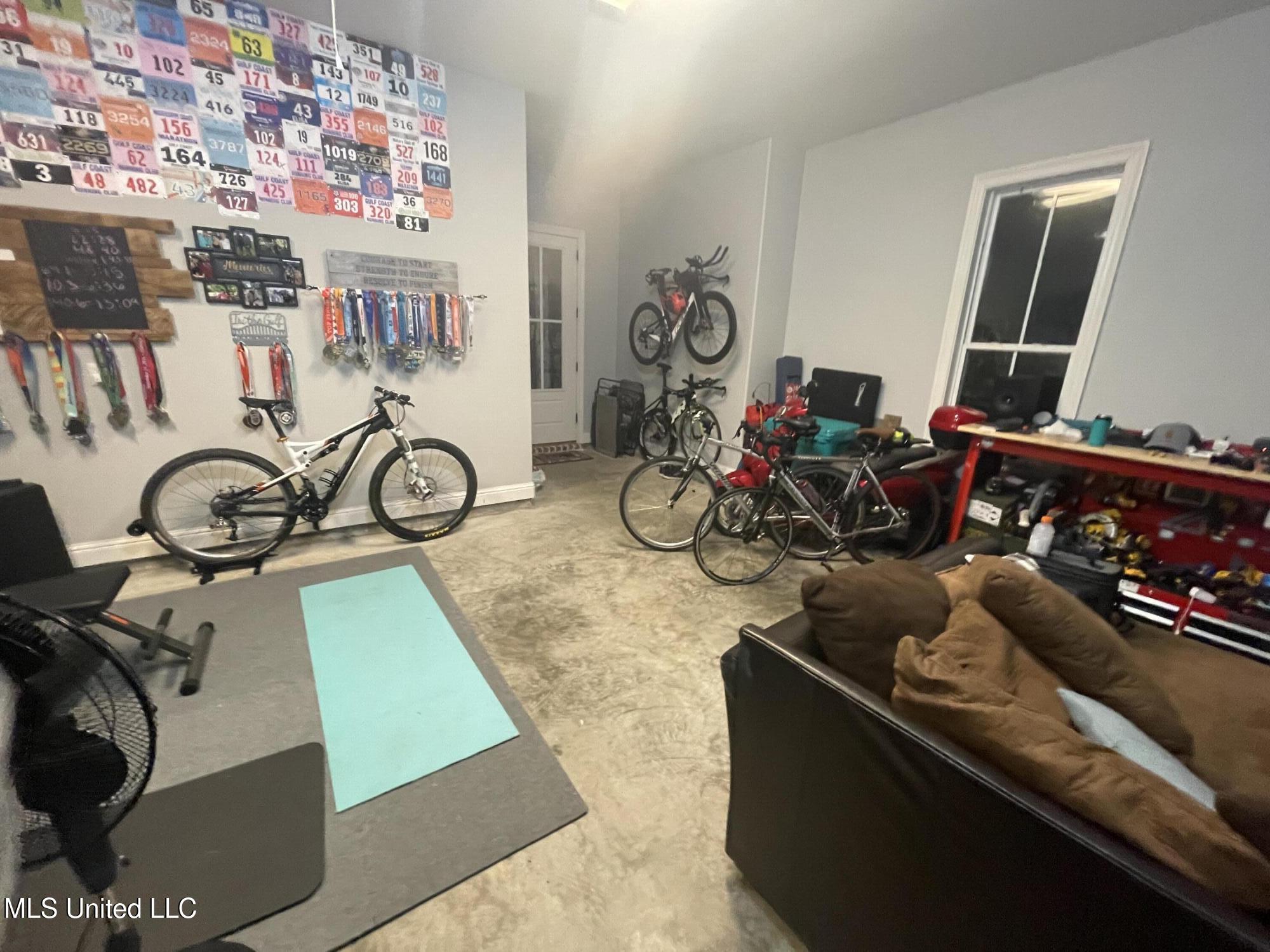 12682 Amory Avenue Property Photo 31