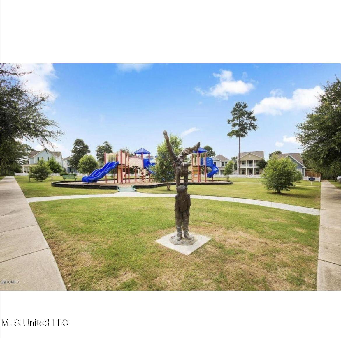 12682 Amory Avenue Property Photo 33