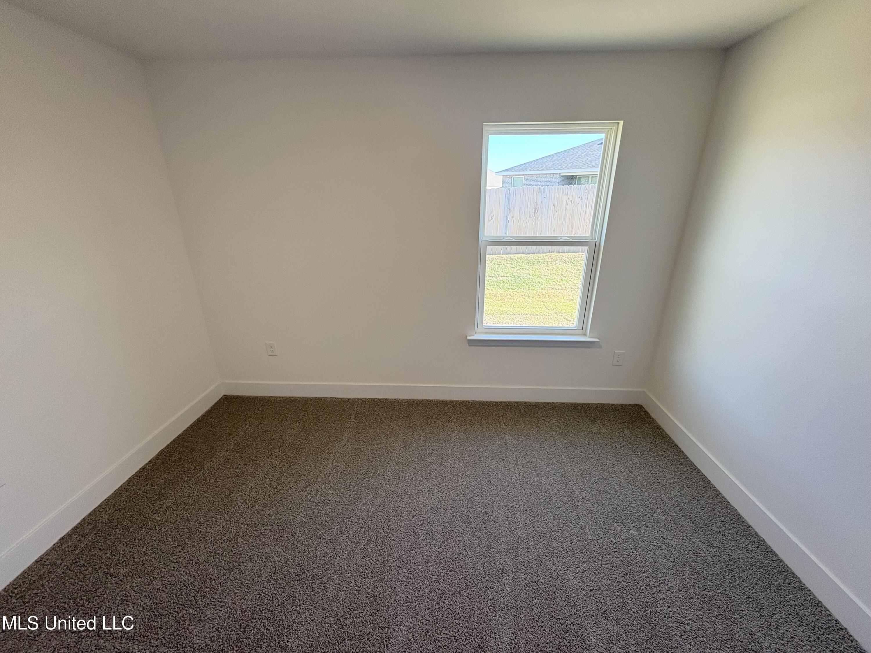 14784 Davidson Court Property Photo 13