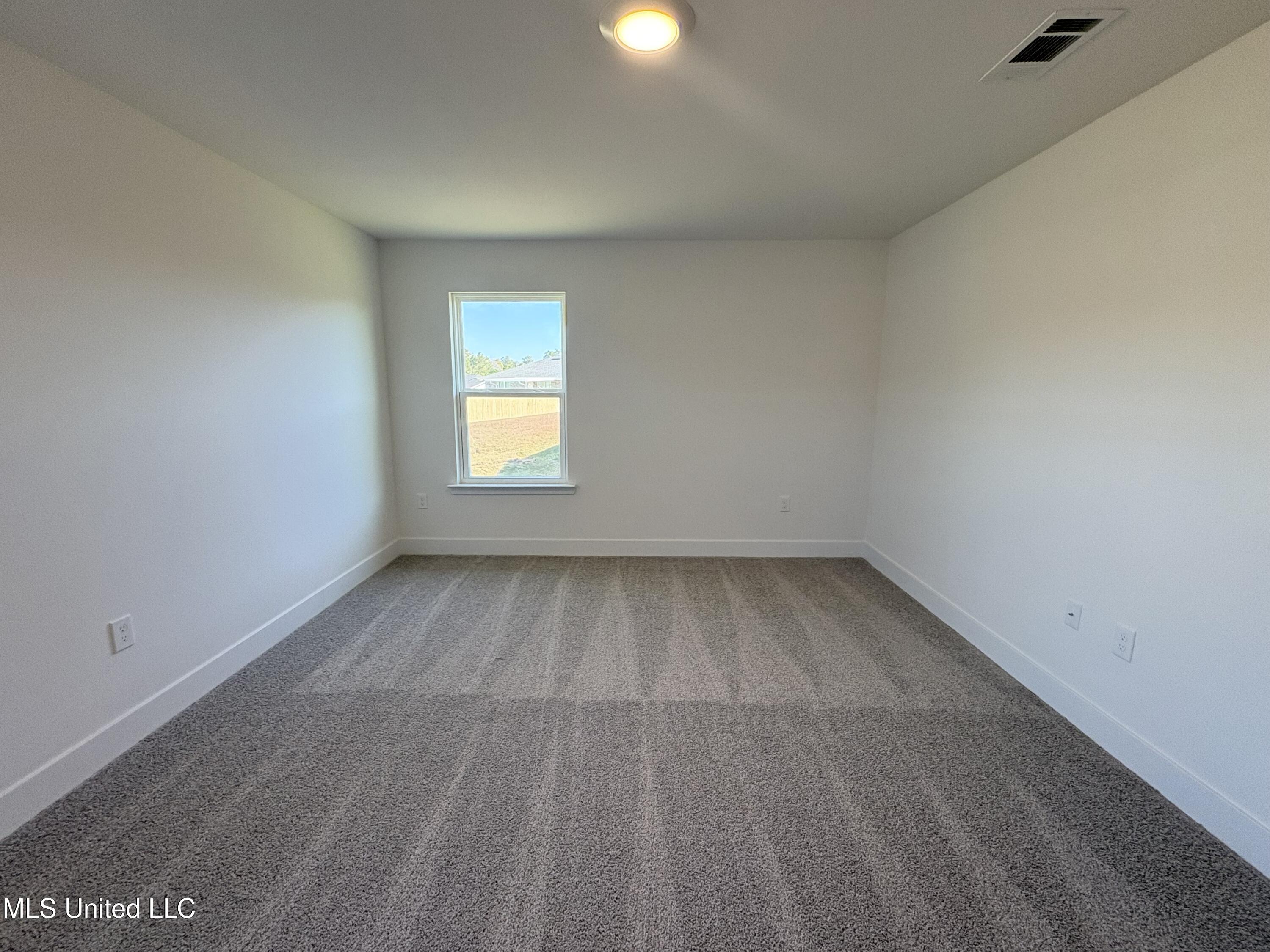 14784 Davidson Court Property Photo 15