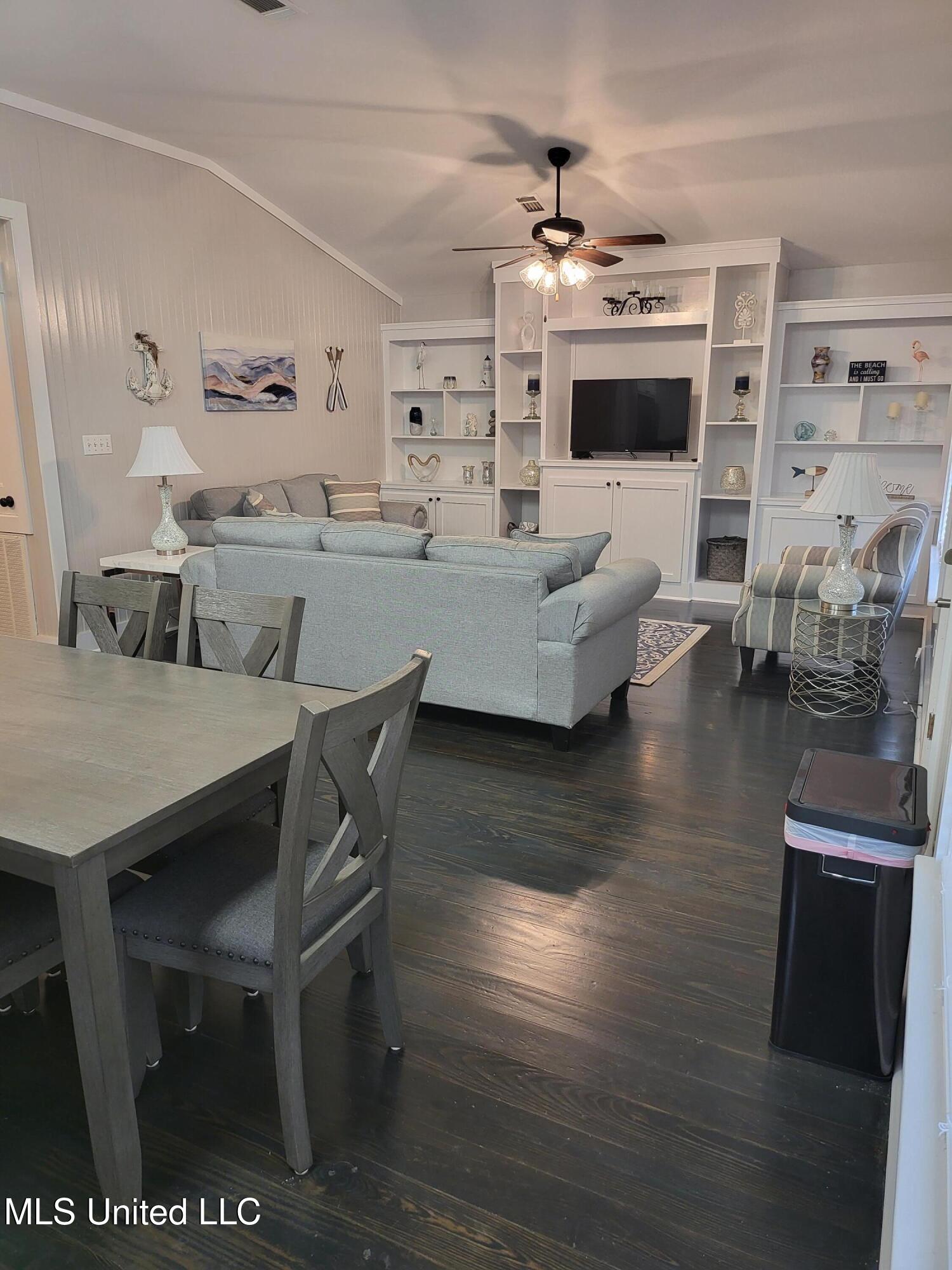 11094 Luzon Street Property Photo 3