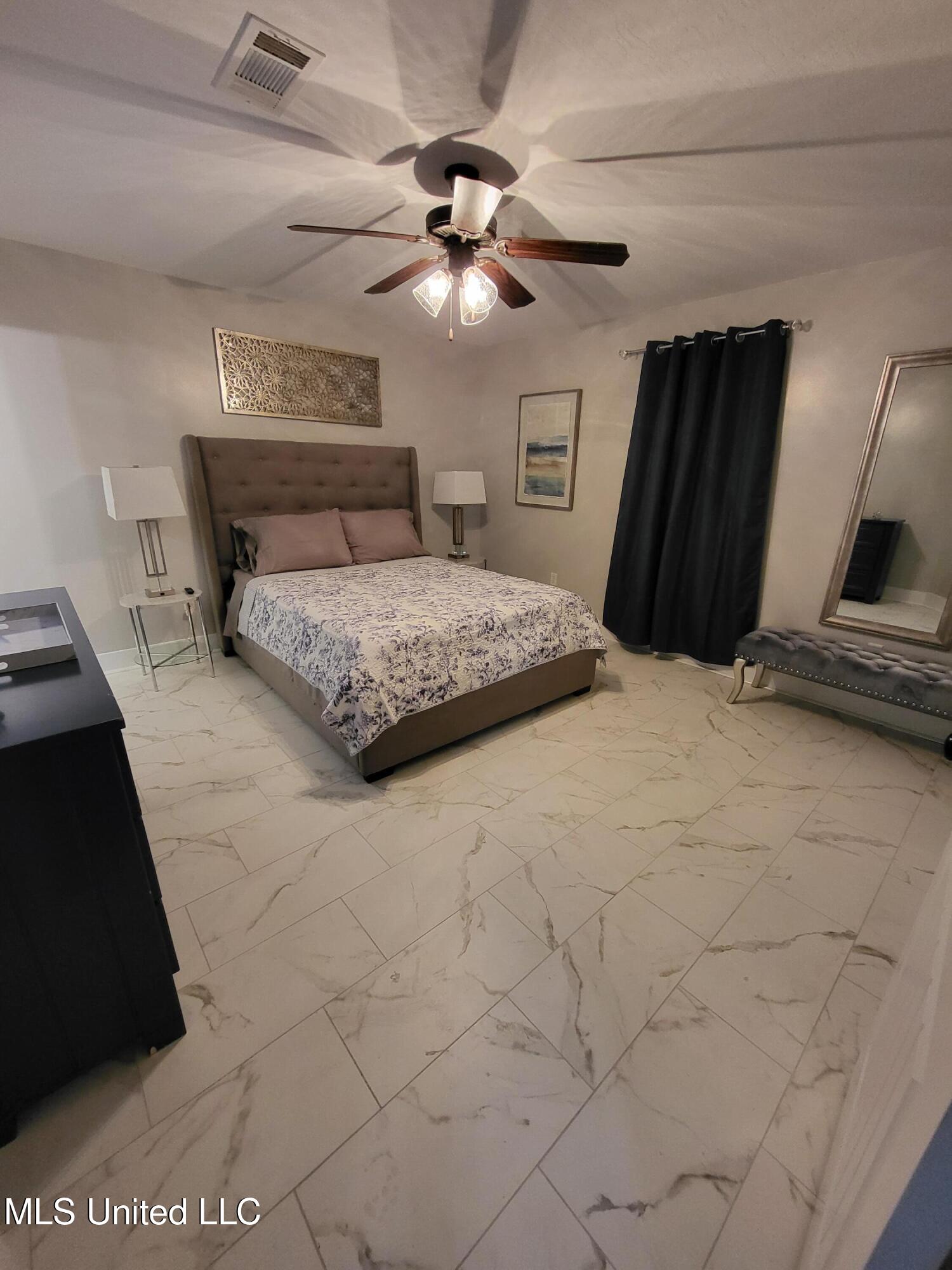 11094 Luzon Street Property Photo 8