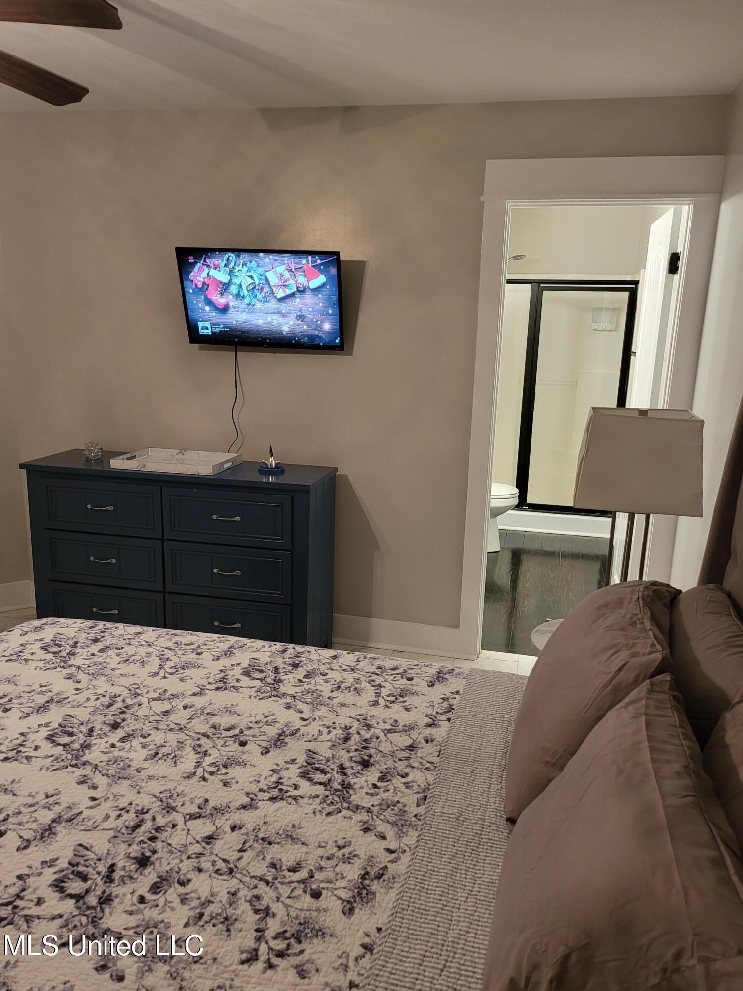 11094 Luzon Street Property Photo 9