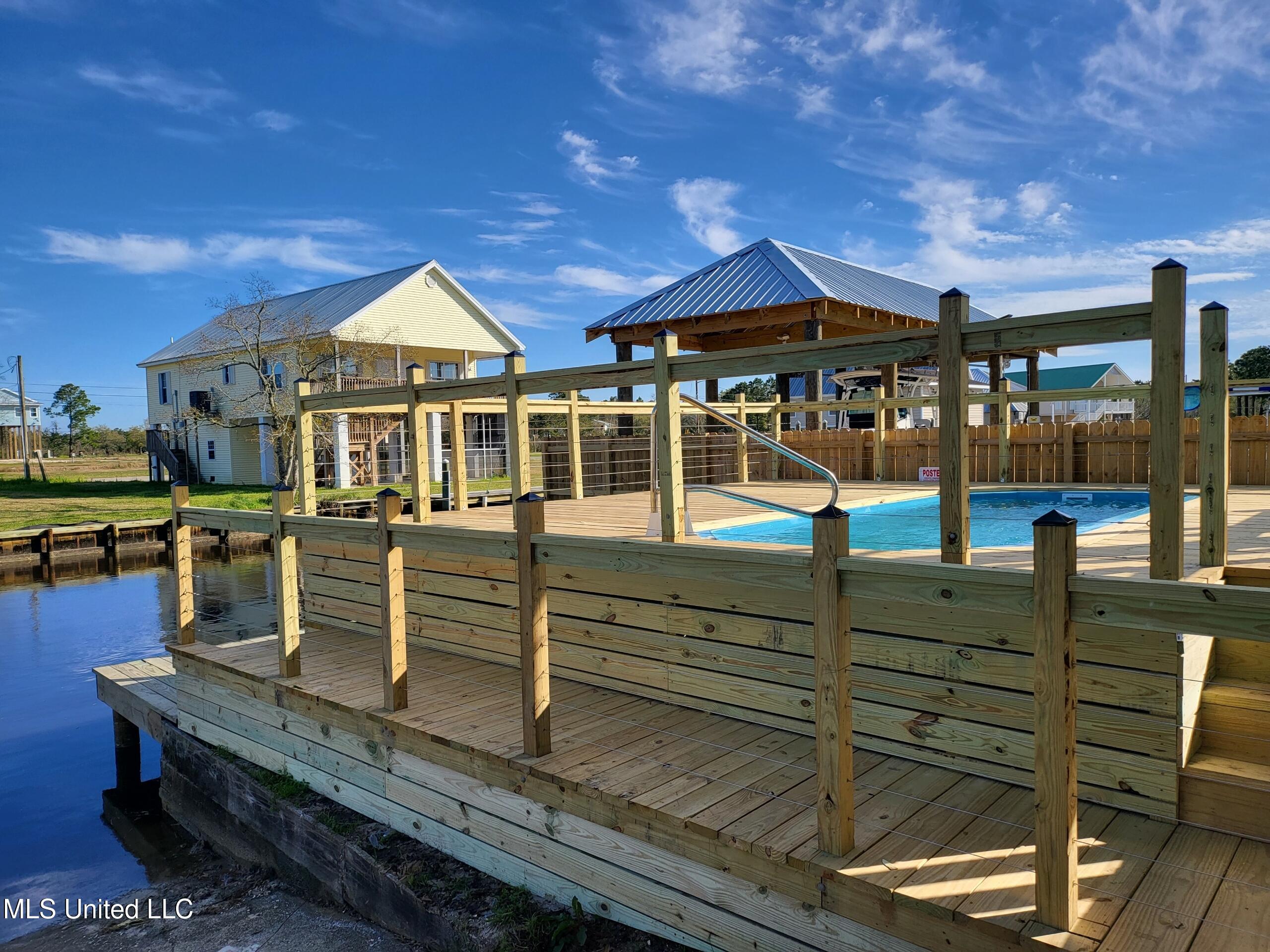 11094 Luzon Street Property Photo 16