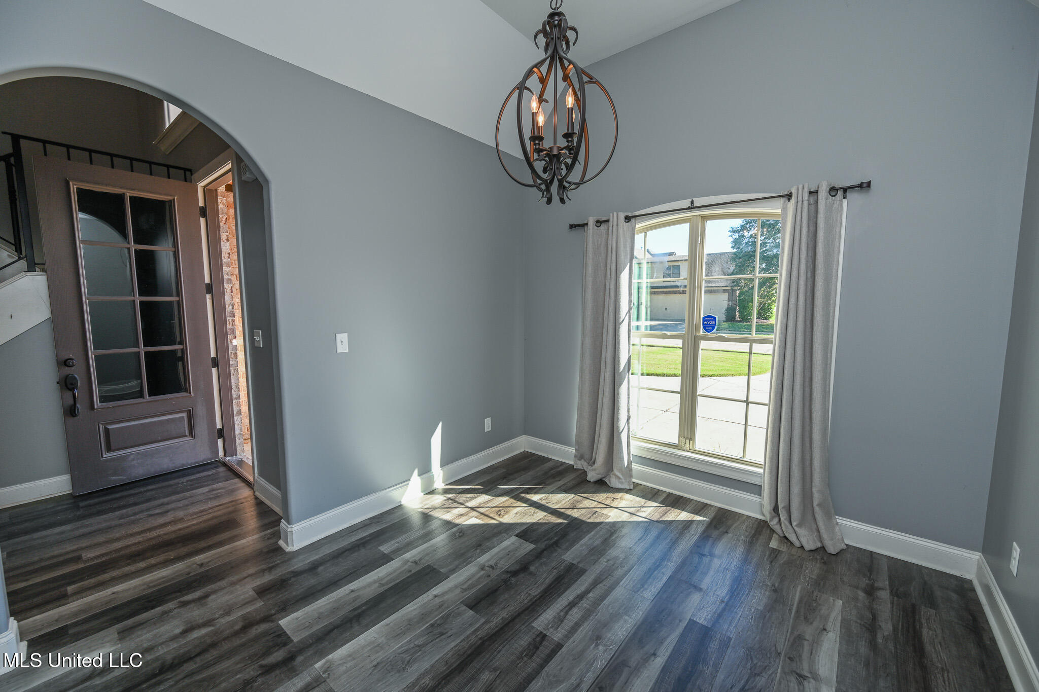 3437 Chateau Pointe Boulevard Property Photo 11