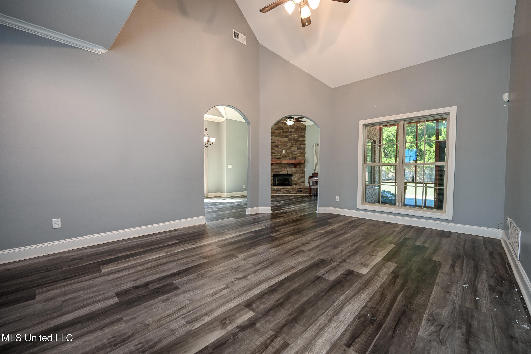 3437 Chateau Pointe Boulevard Property Photo 15