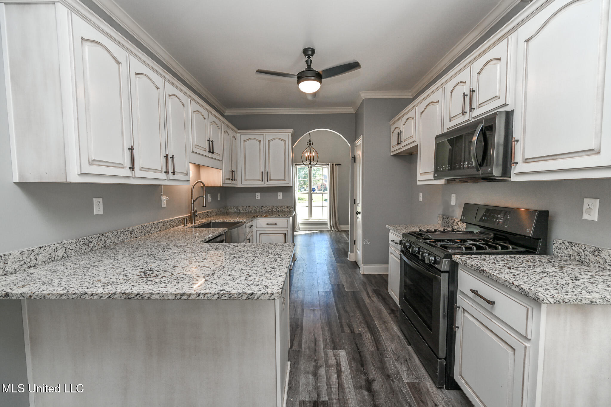 3437 Chateau Pointe Boulevard Property Photo 17