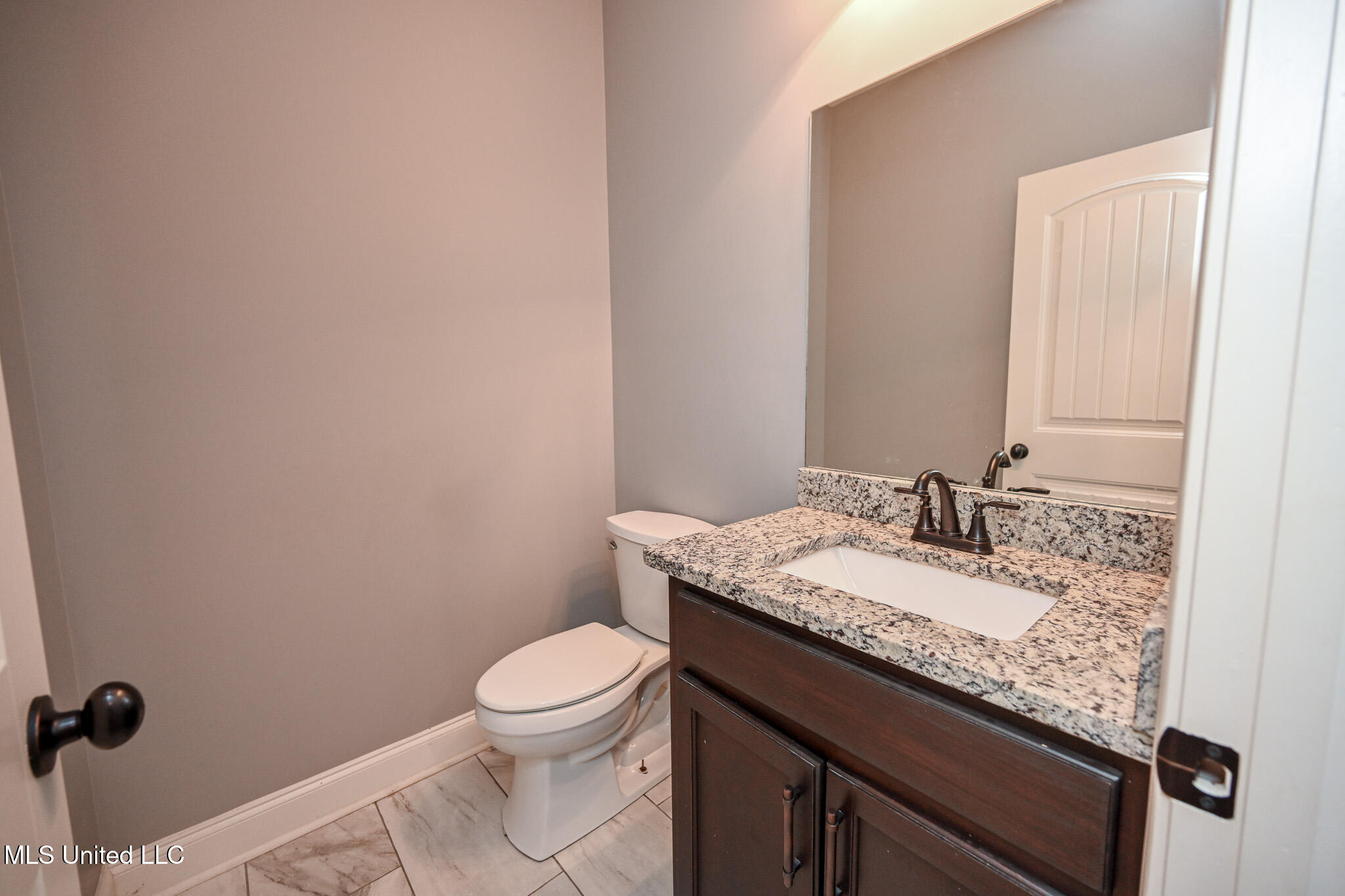 3437 Chateau Pointe Boulevard Property Photo 24