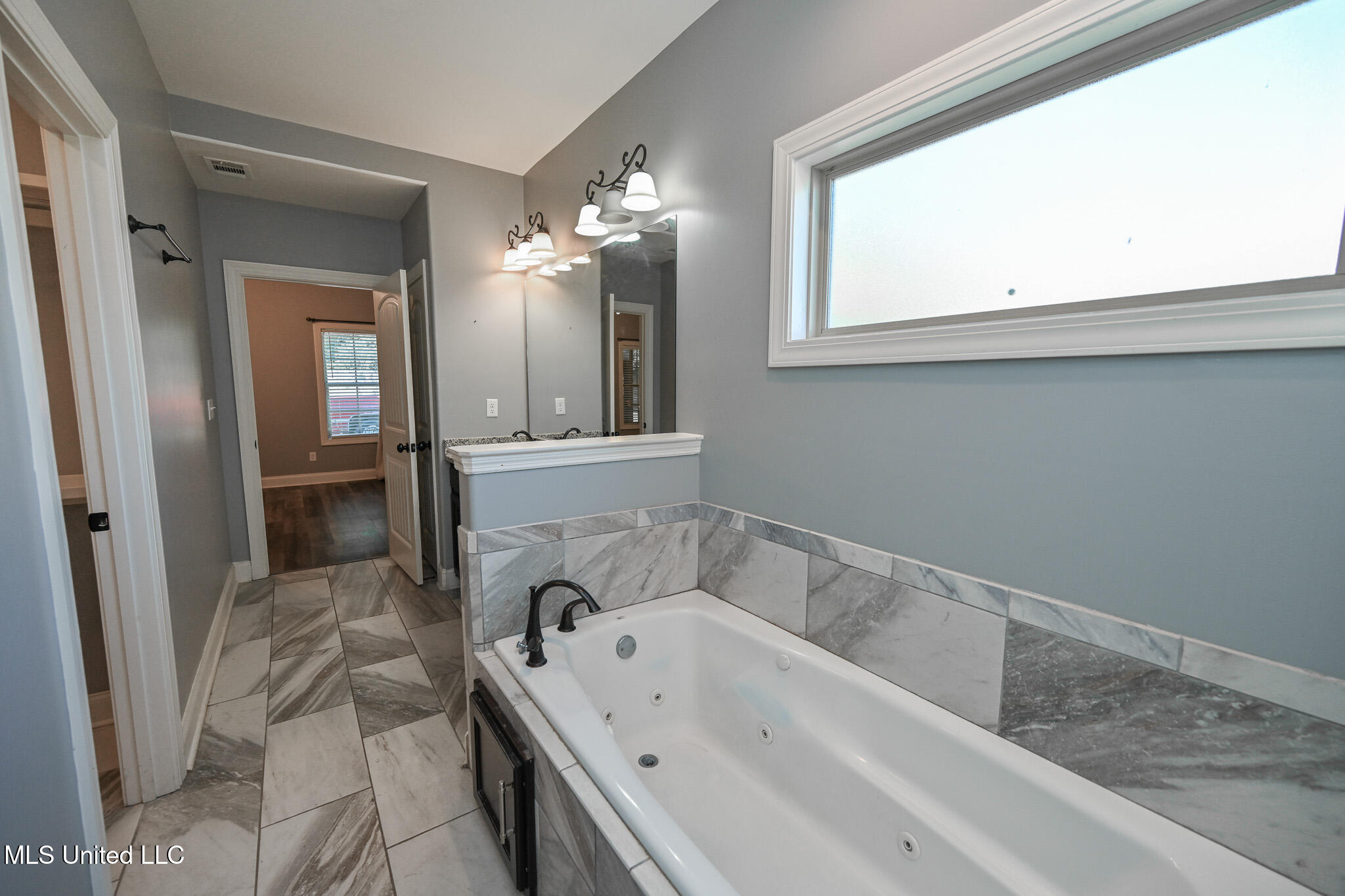 3437 Chateau Pointe Boulevard Property Photo 29