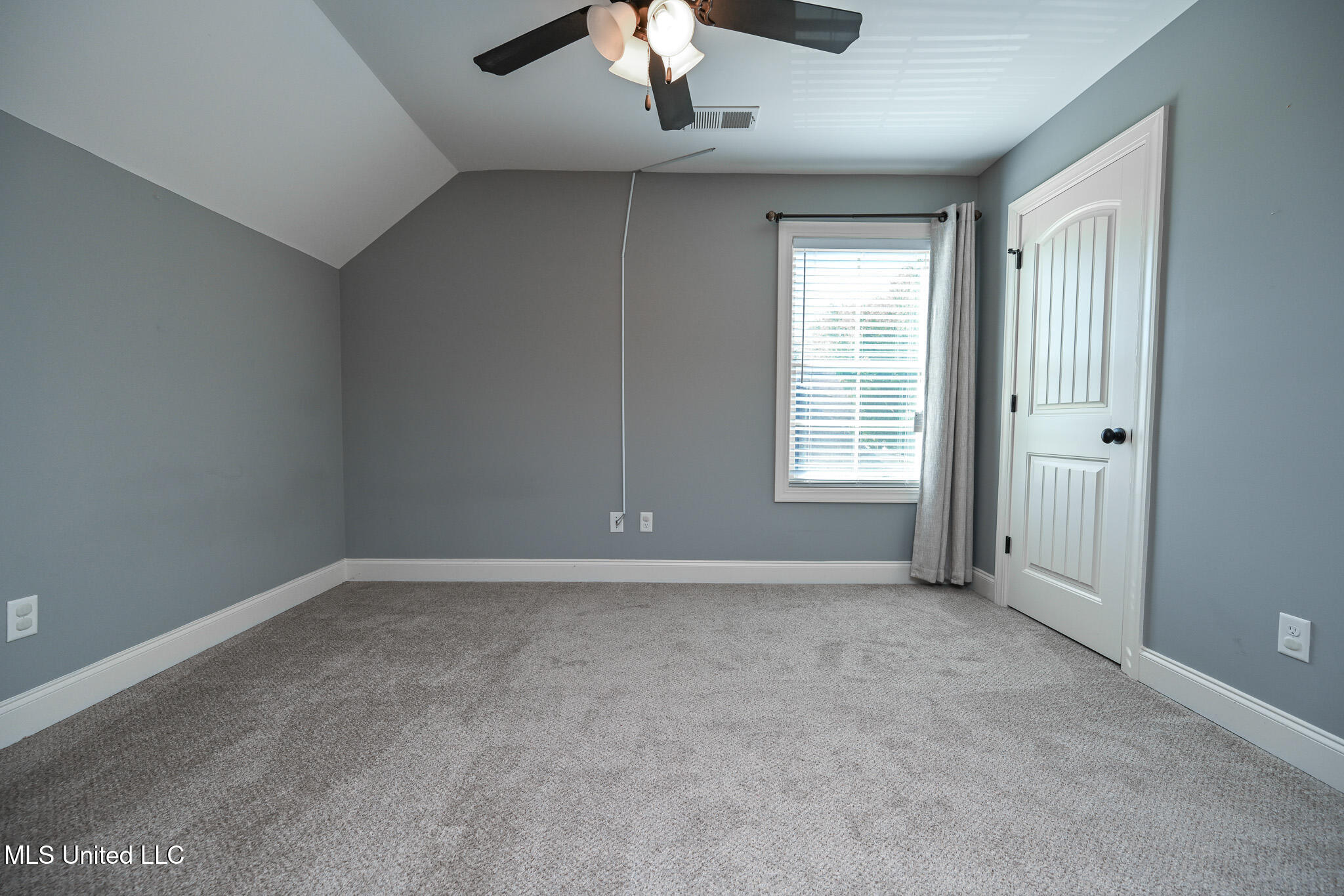 3437 Chateau Pointe Boulevard Property Photo 34