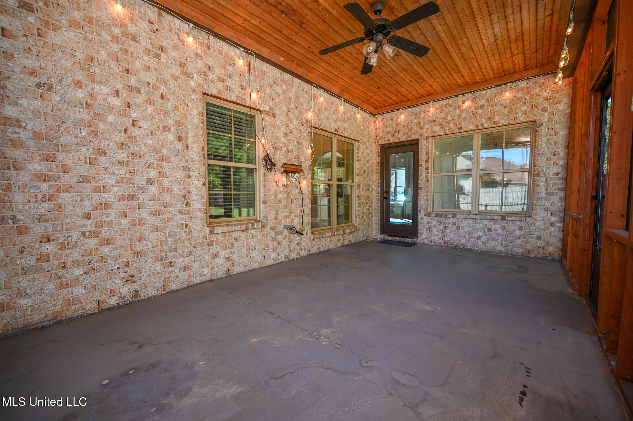 3437 Chateau Pointe Boulevard Property Photo 39