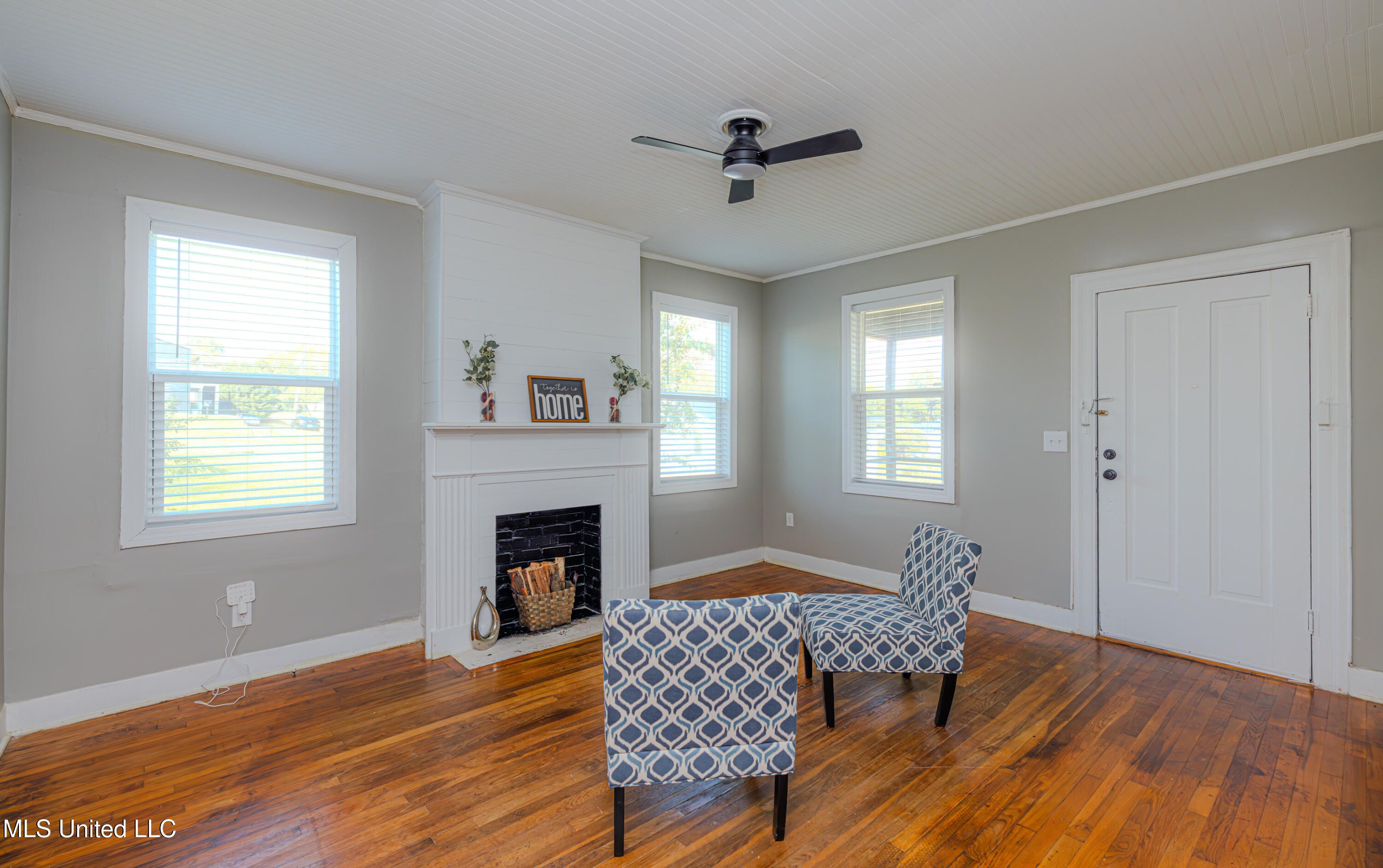 617 Rio Street Property Photo 3