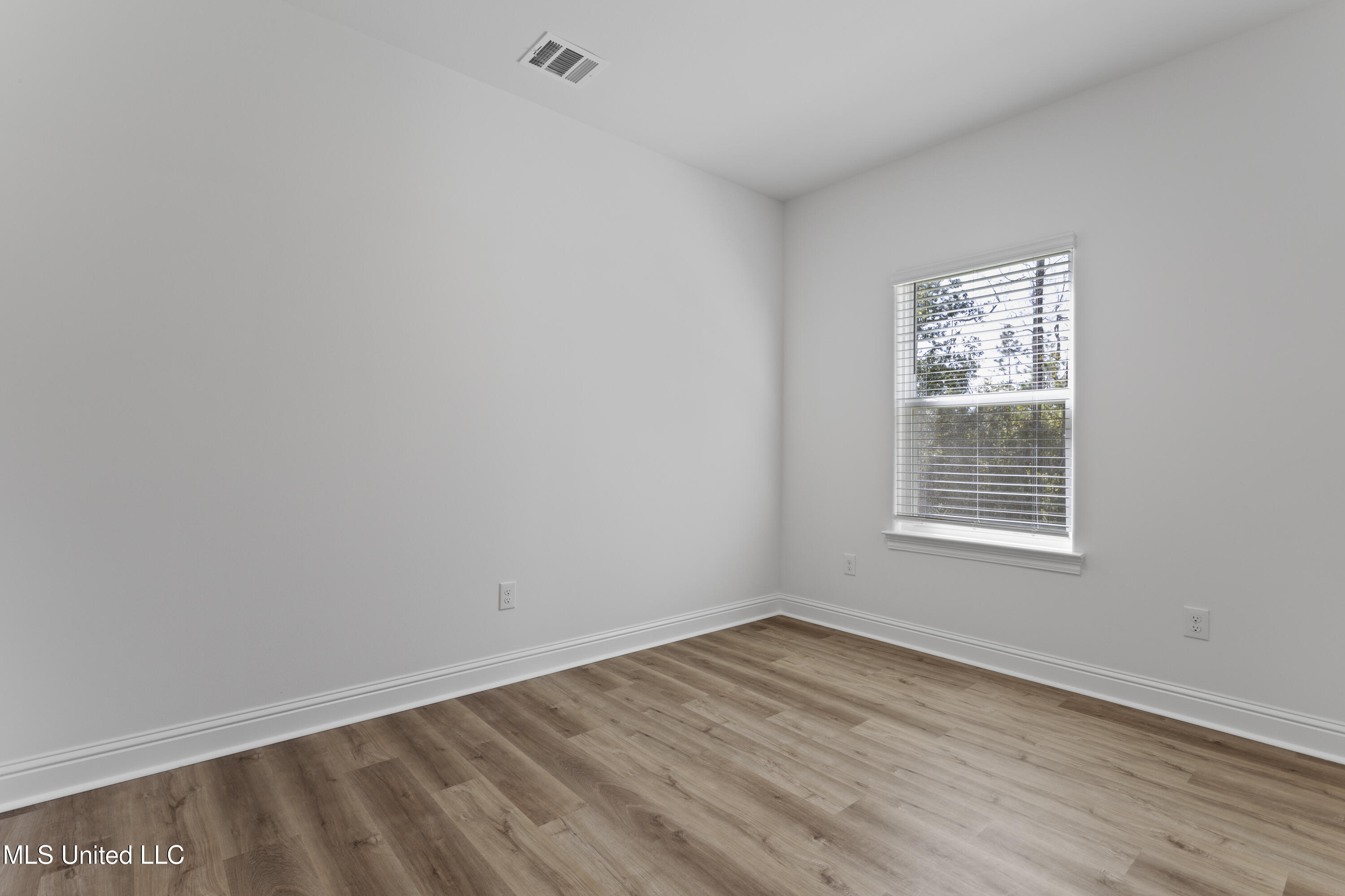 6305 Annie Cove Property Photo 20