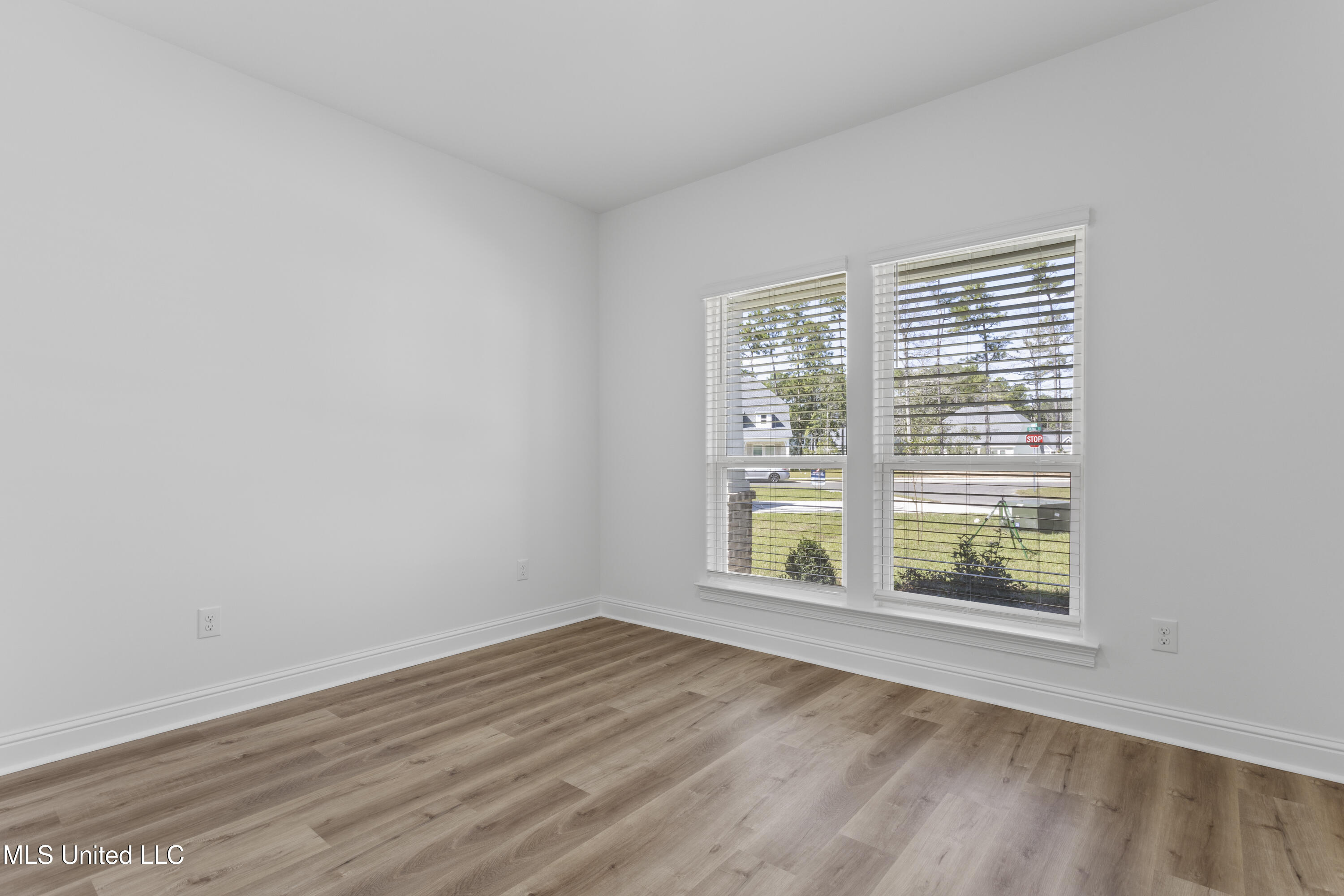 6305 Annie Cove Property Photo 22