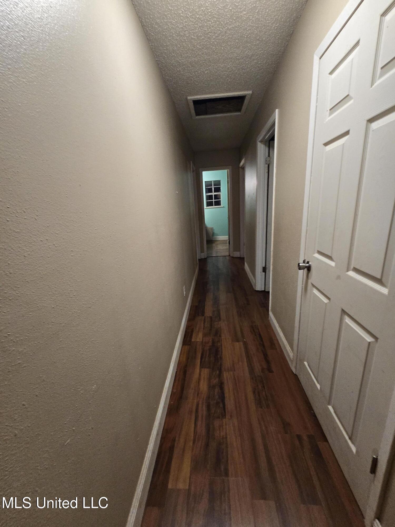 8105 Highway 613 Property Photo 30