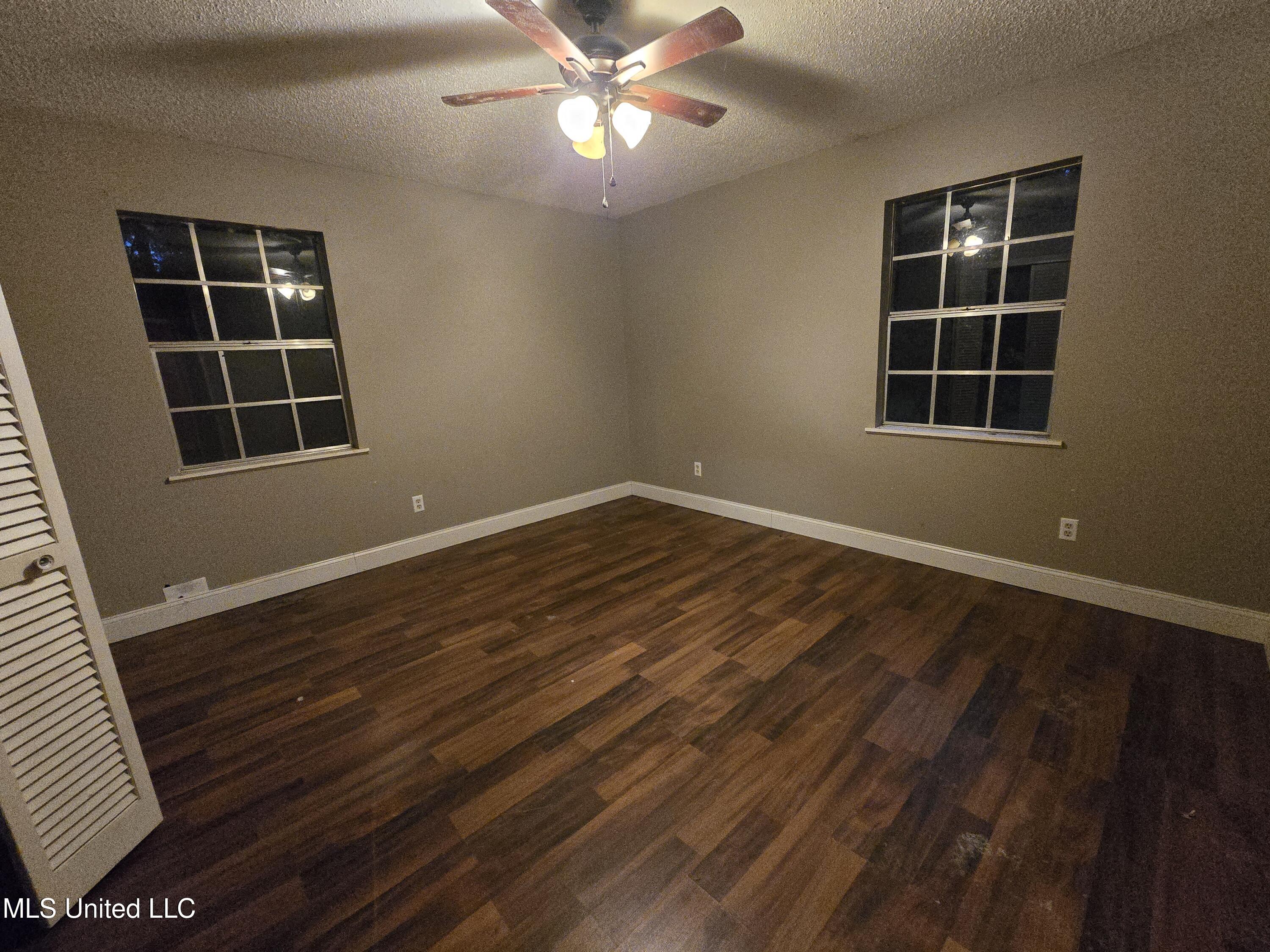 8105 Highway 613 Property Photo 42