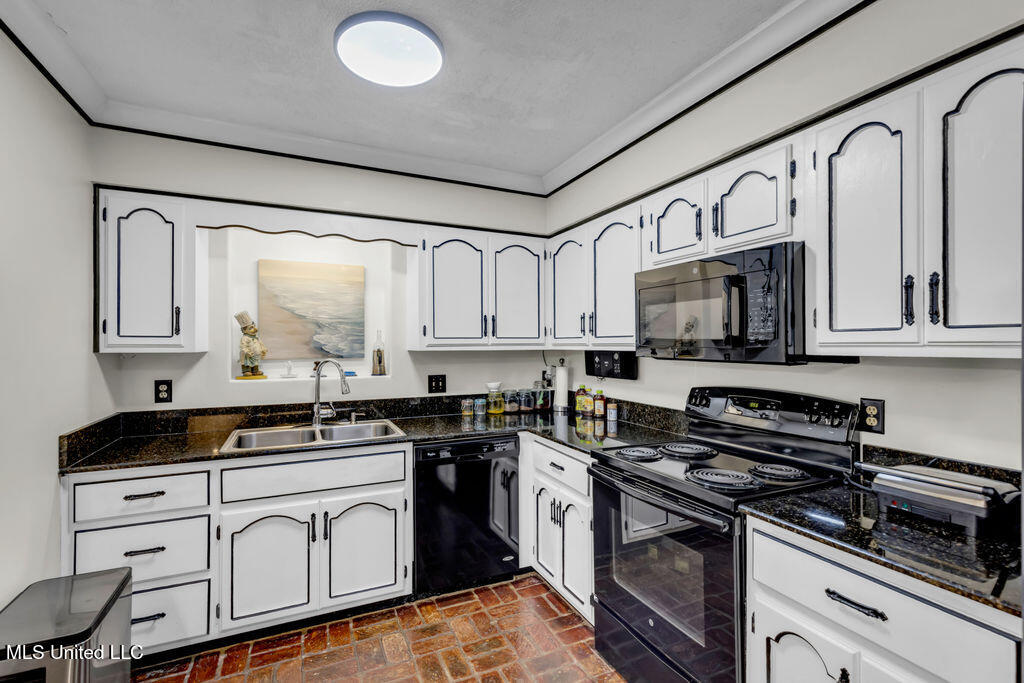 2512 Old Shell Landing Road Property Photo 10