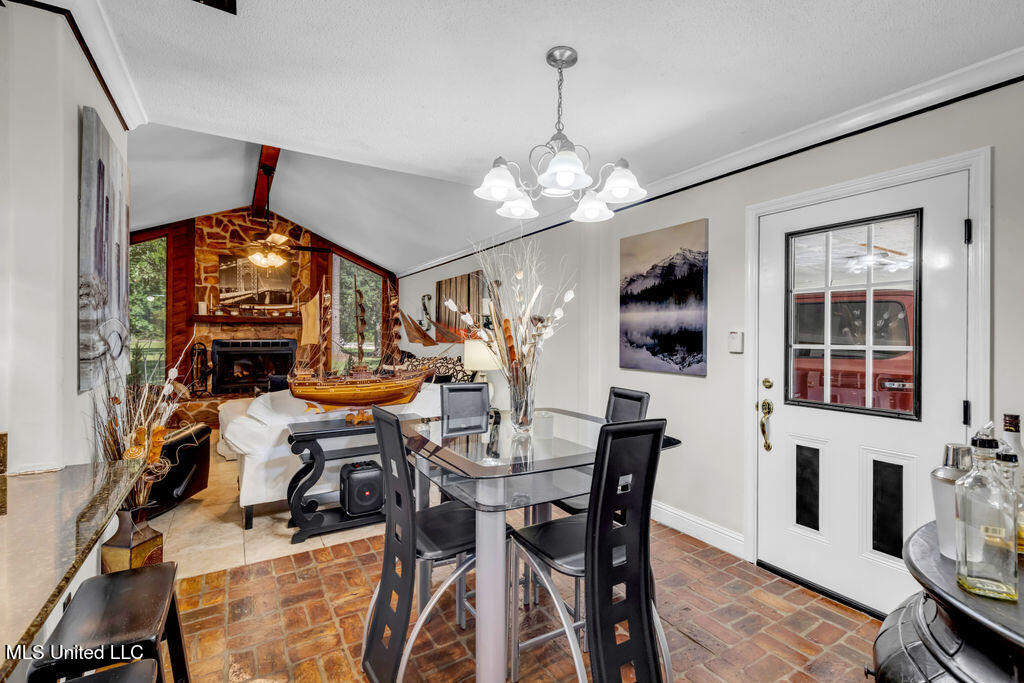2512 Old Shell Landing Road Property Photo 15
