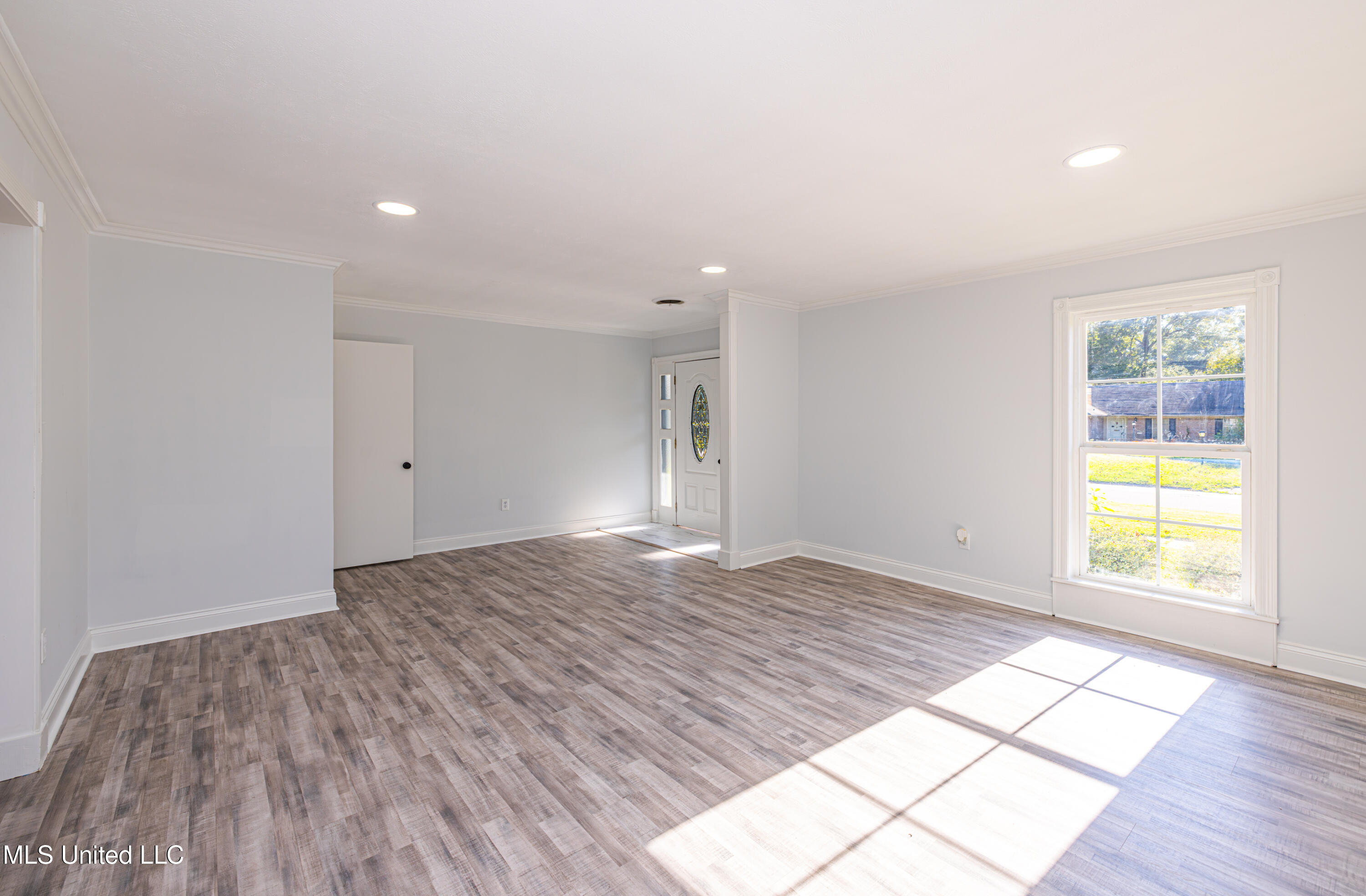 5846 Baxter Drive Property Photo 7