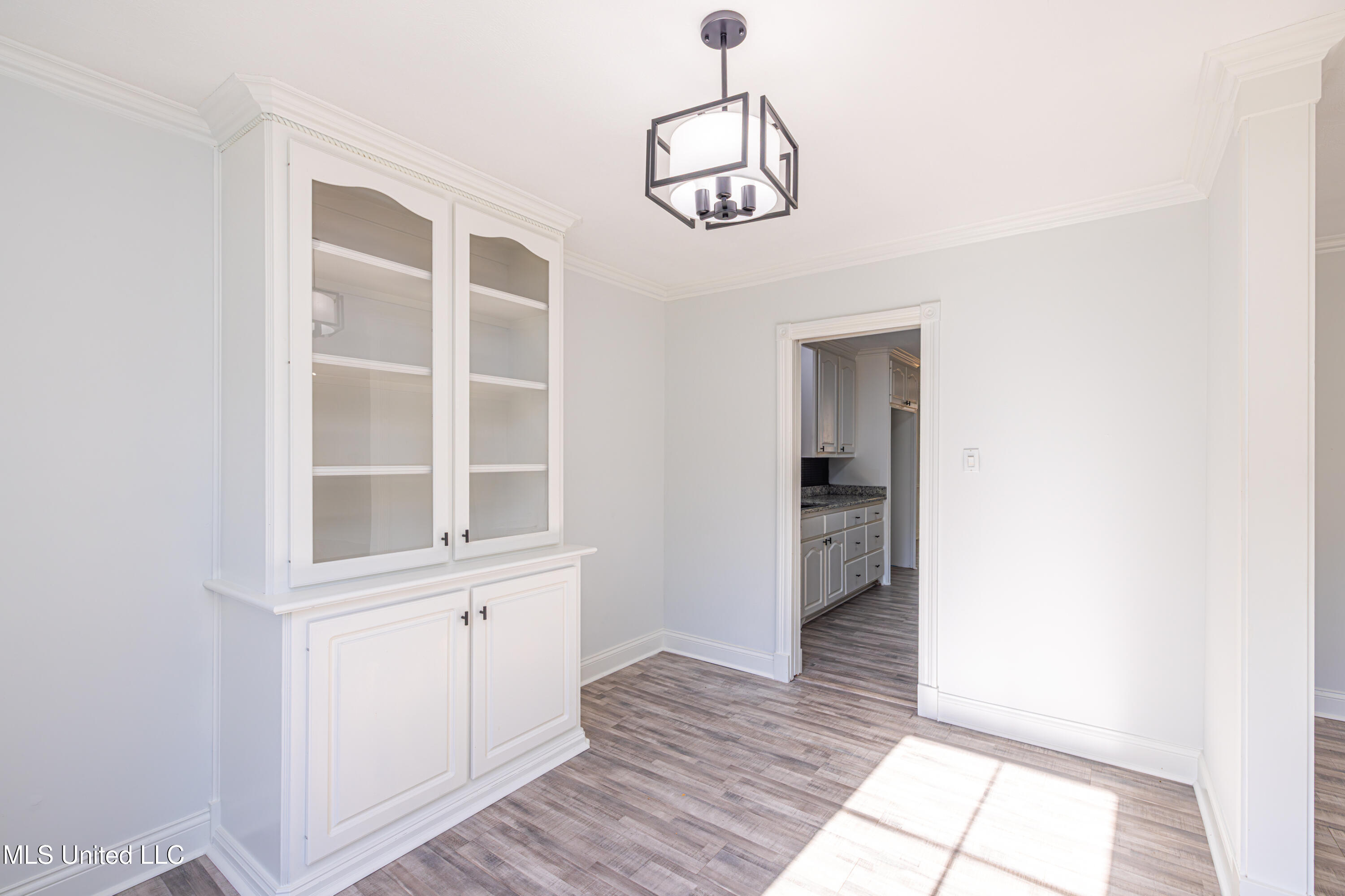 5846 Baxter Drive Property Photo 10