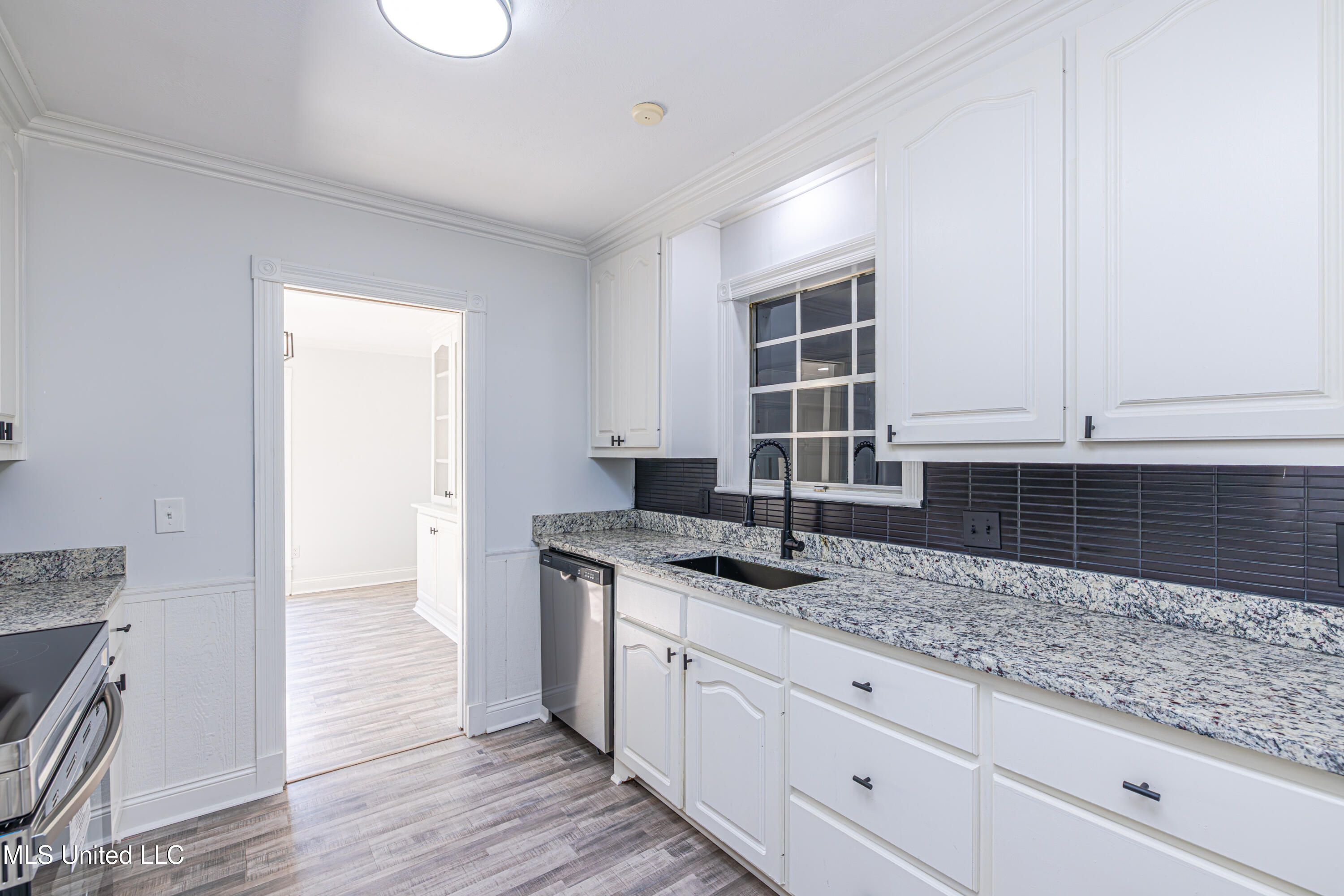 5846 Baxter Drive Property Photo 16